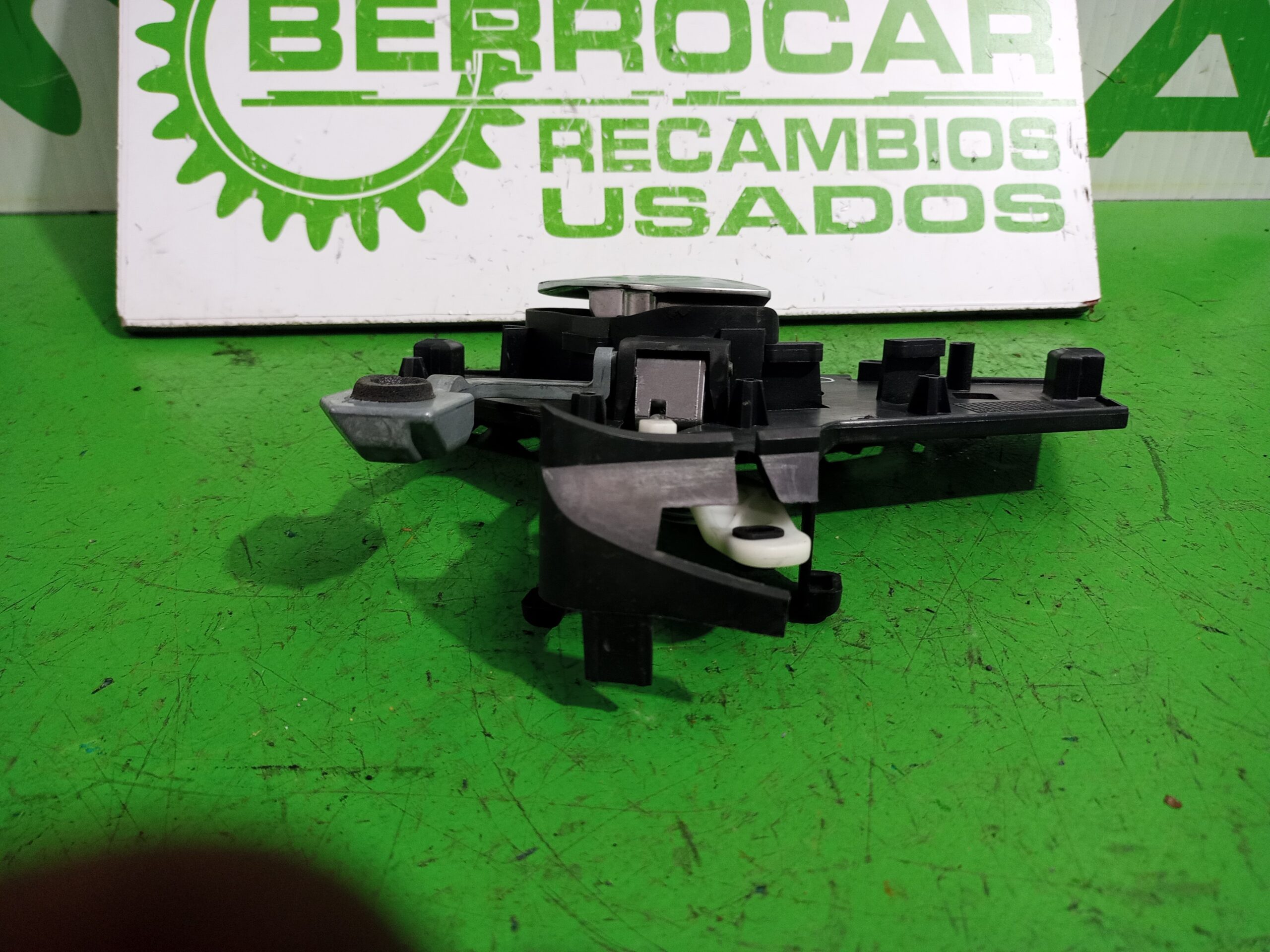 maneta_interior_delantera_derecha_9649218377_citr_n_c5_break_2_0_hdi