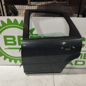 puerta_trasera_izquierda_1505763_ford_focus_berlina_cap_1_6_16v_cat