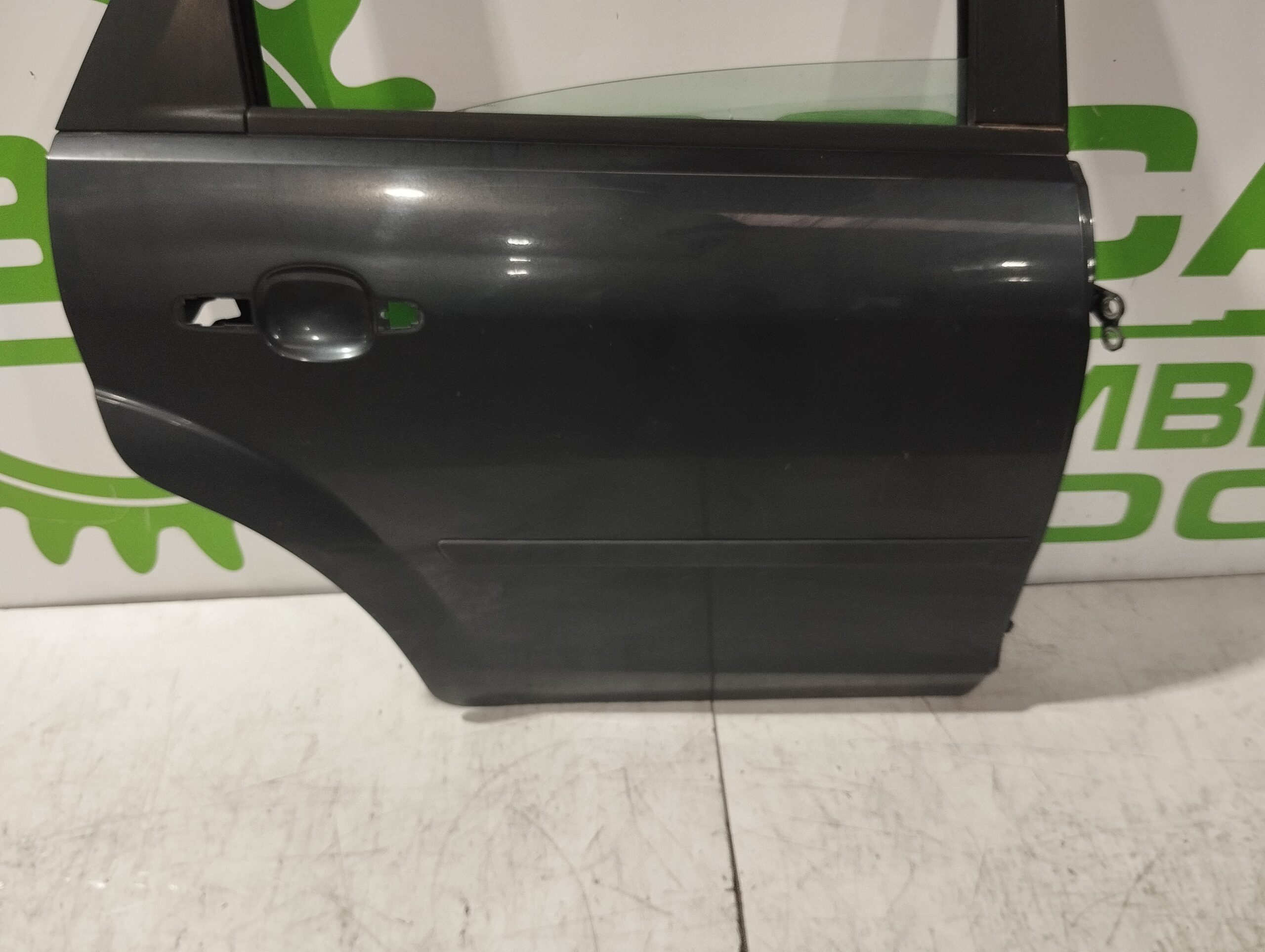 puerta_trasera_derecha_1505762_ford_focus_berlina_cap_1_6_16v_cat