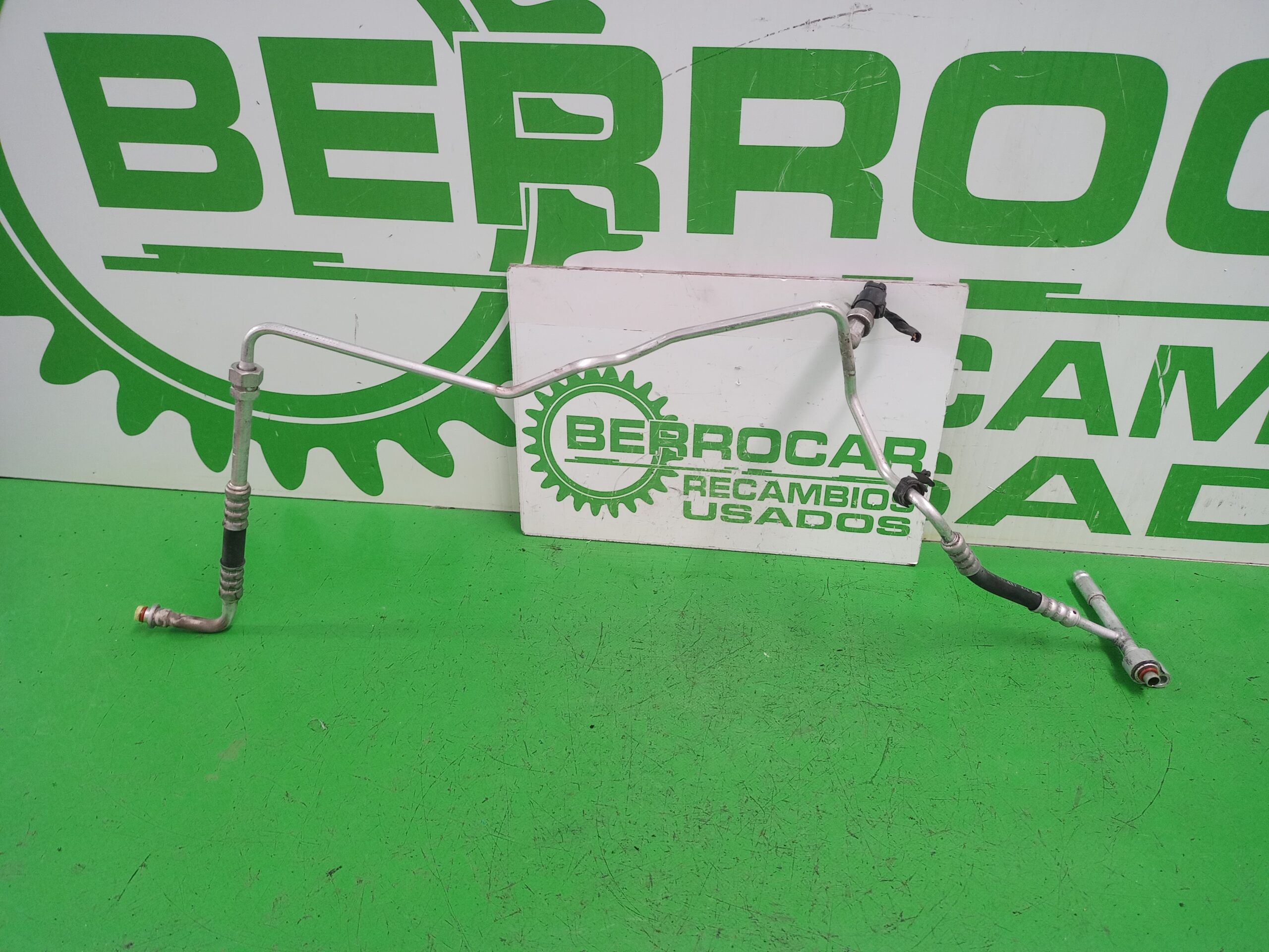 tubos_aire_acondicionado_1491677_ford_focus_berlina_cap_1_6_16v_cat