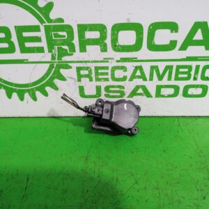 motor_apertura_trampilla_3m5h19e616ab_ford_focus_berlina_cap_1_6_16v_cat