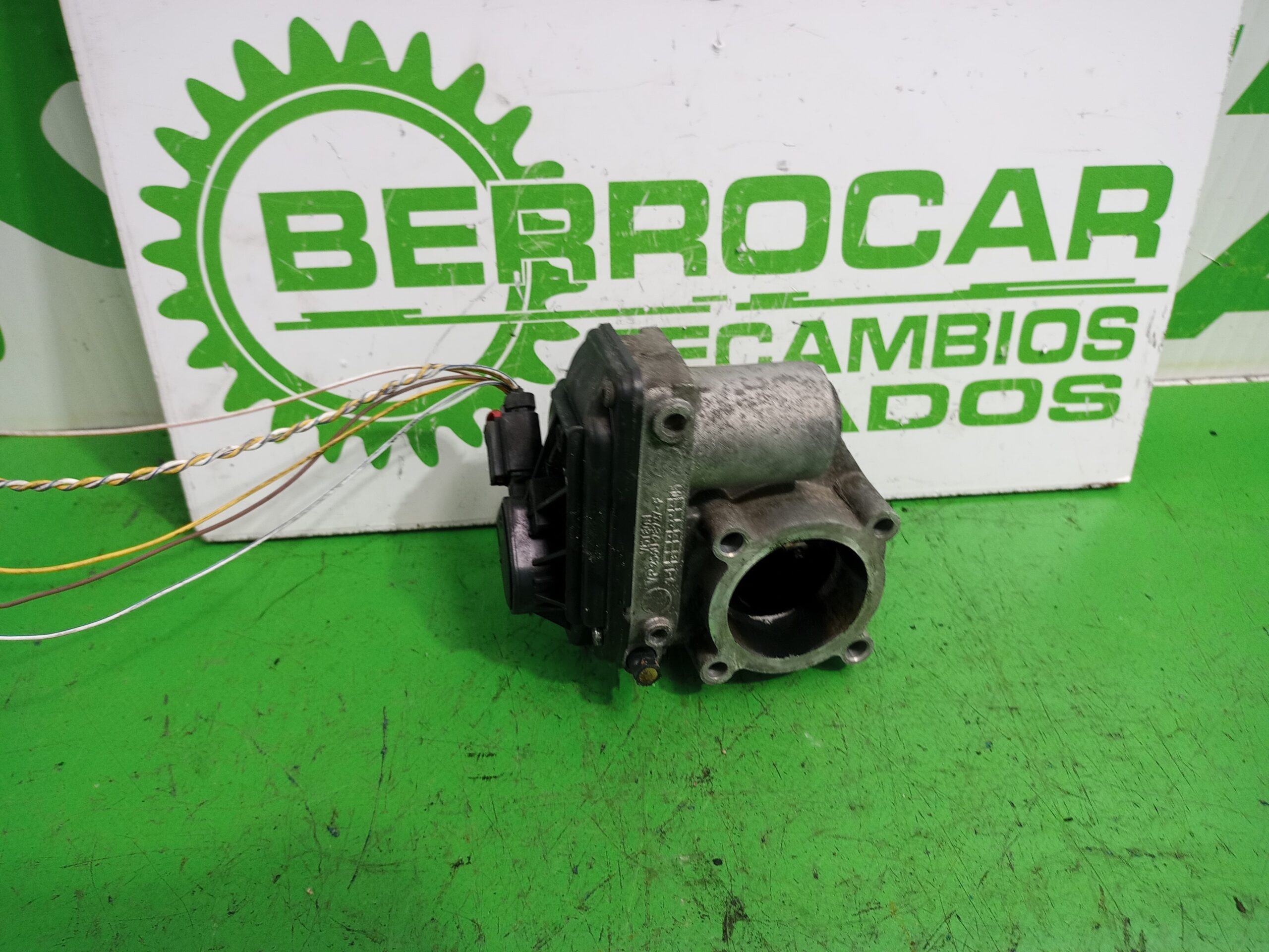 caja_mariposa_vp236u_ford_focus_berlina_cap_1_6_16v_cat