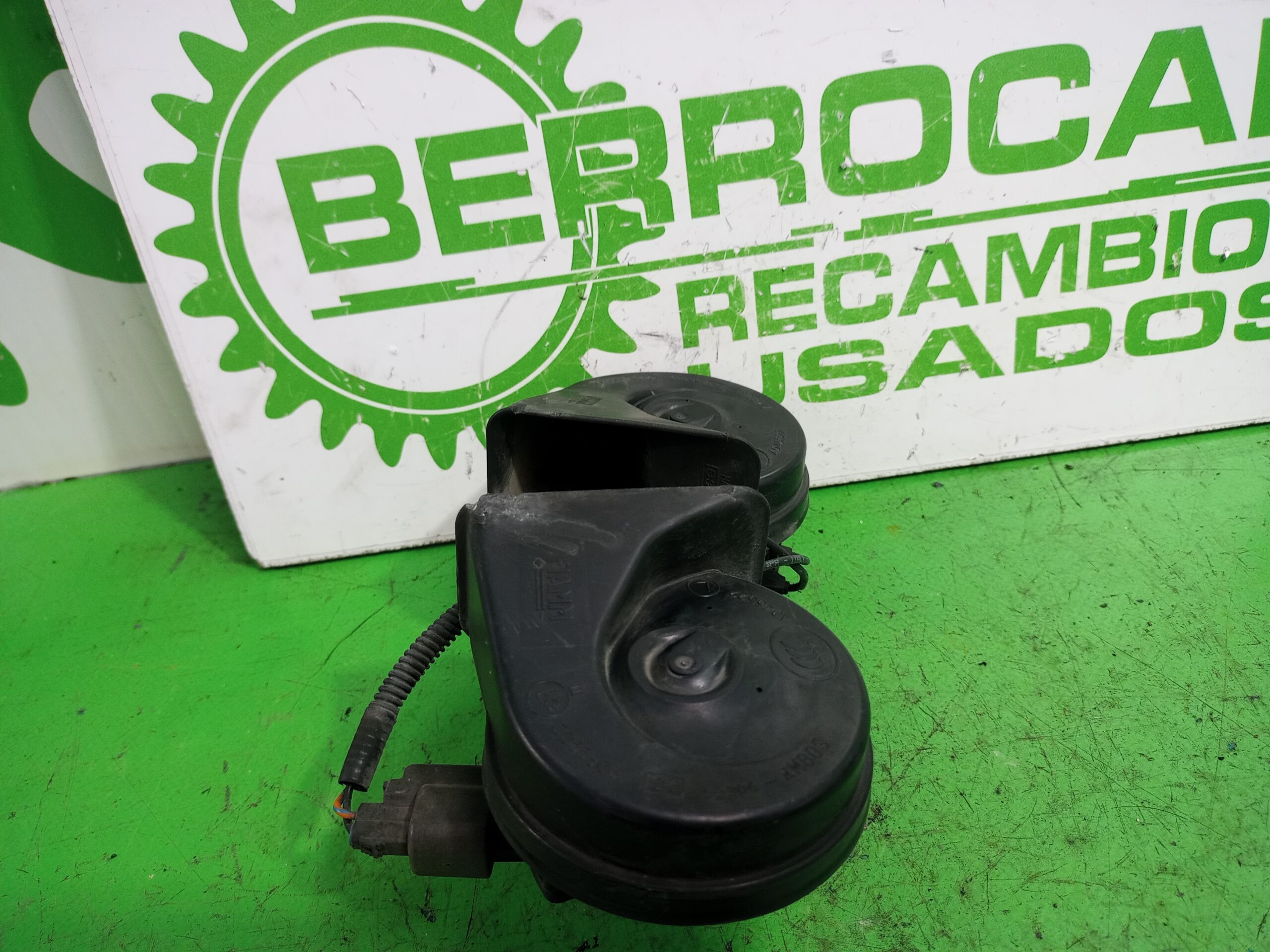 claxon_e355306_ford_focus_berlina_cap_1_6_16v_cat