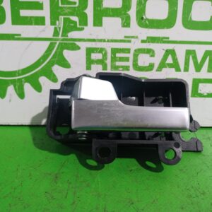 maneta_interior_trasera_izquierda_3m51r22601bb_ford_focus_berlina_cap_1_6_16v_cat