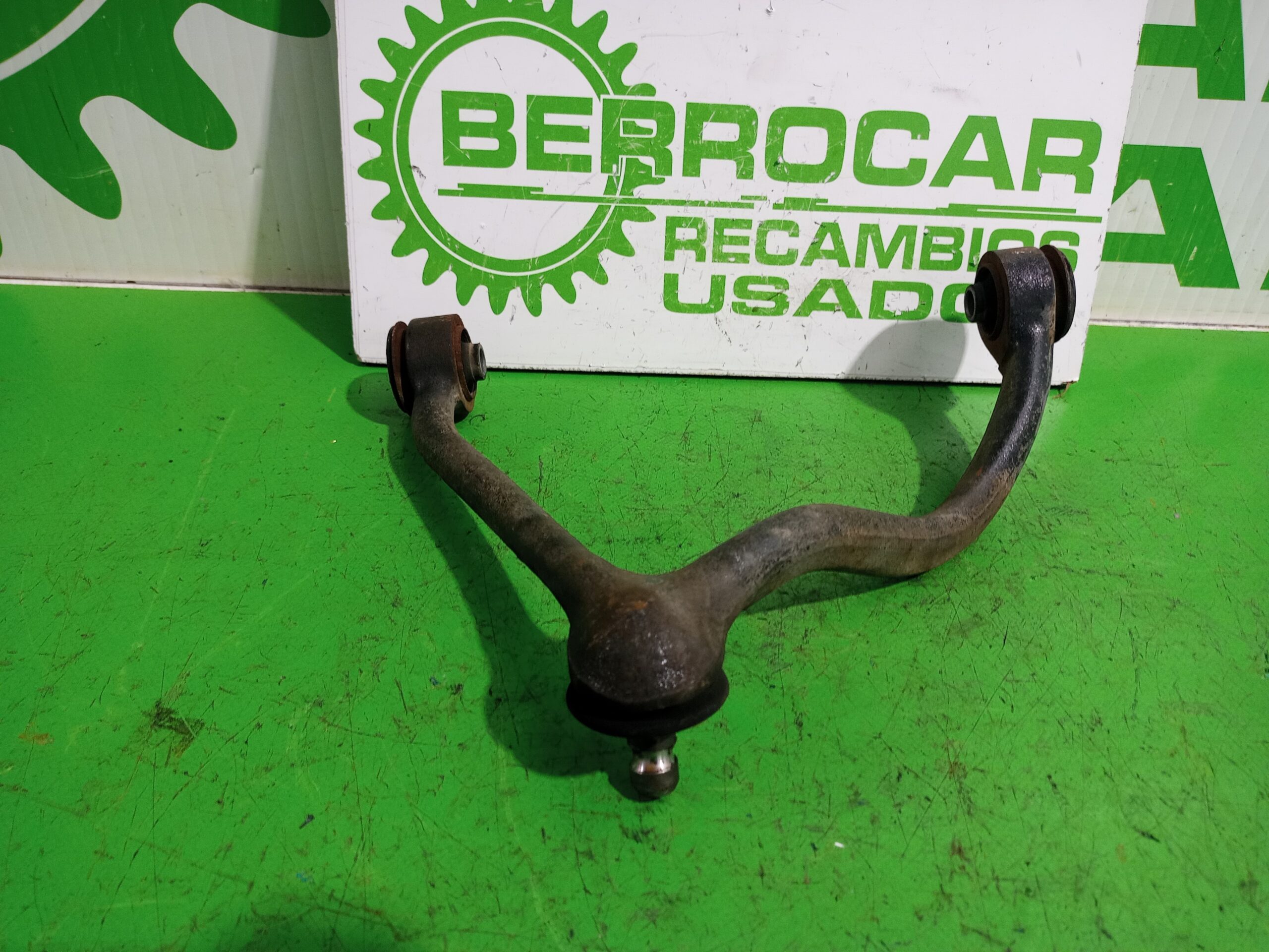 brazo_suspension_superior_delantero_derecho_544203e002_kia_sorento_2_5_crdi_cat