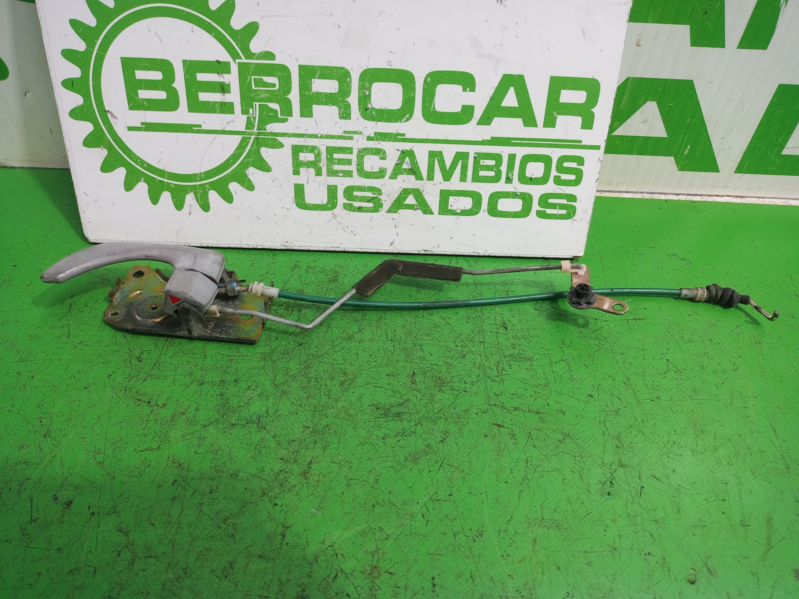 maneta_interior_delantera_izquierda_826213e000_kia_sorento_2_5_crdi_cat