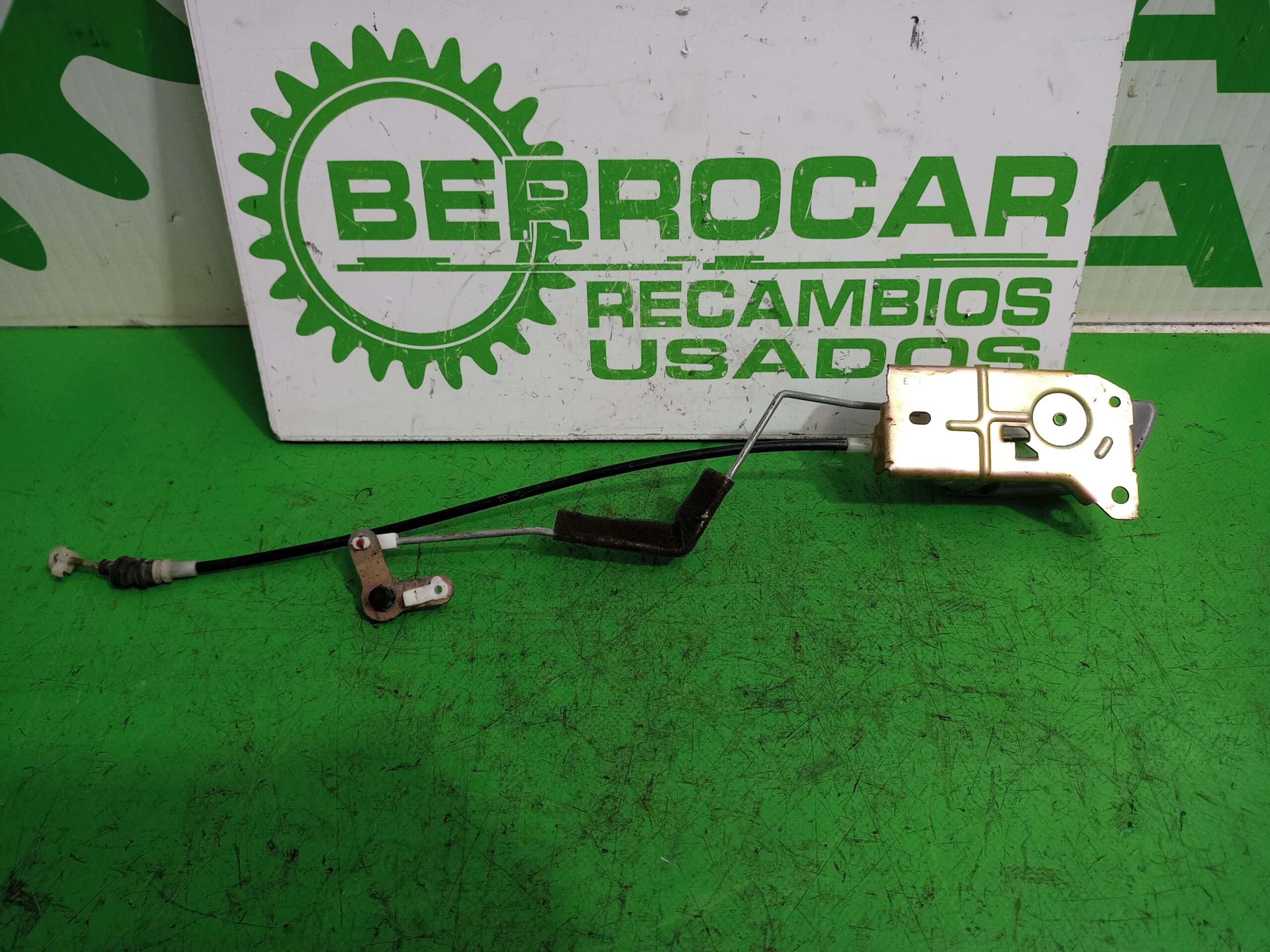 maneta_interior_delantera_derecha_826232p000_kia_sorento_2_5_crdi_cat