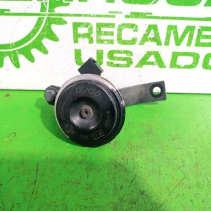 claxon_e13000026_toyota_auris_touring_sports_e18_active