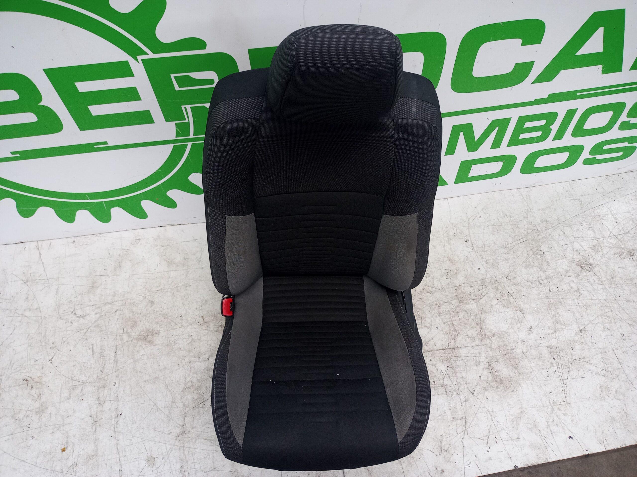 asiento_delantero_izquierdo_710740zz30c0_toyota_auris_touring_sports_e18_active