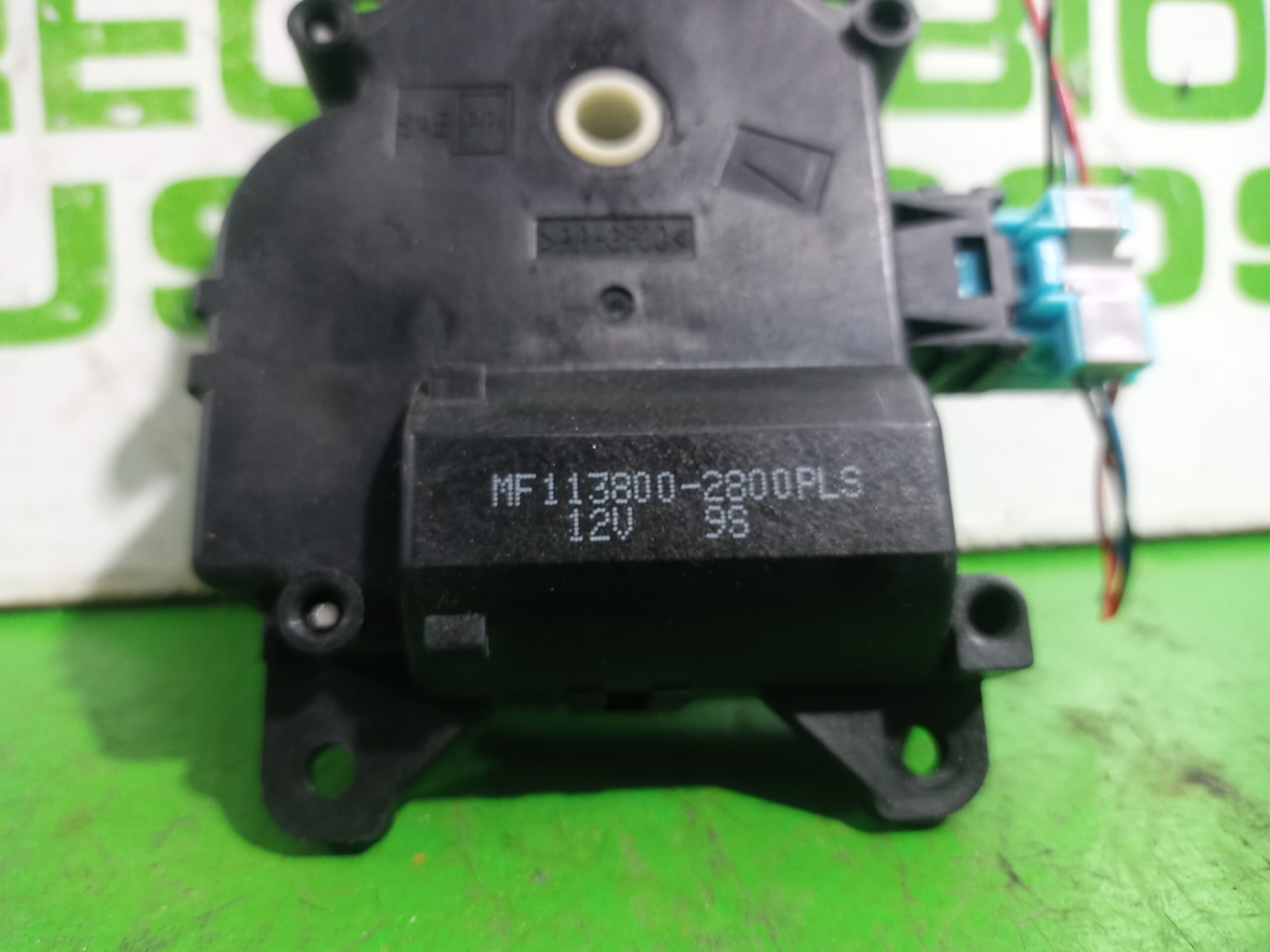 motor_apertura_trampillas_mf1138002800pls_toyota_auris_touring_sports_e18_active
