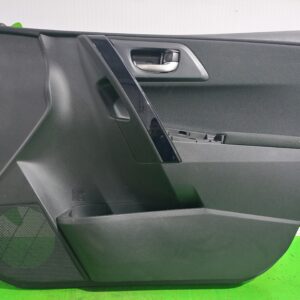 guarnecido_puerta_delantera_derecha_6777702300_toyota_auris_touring_sports_e18_active