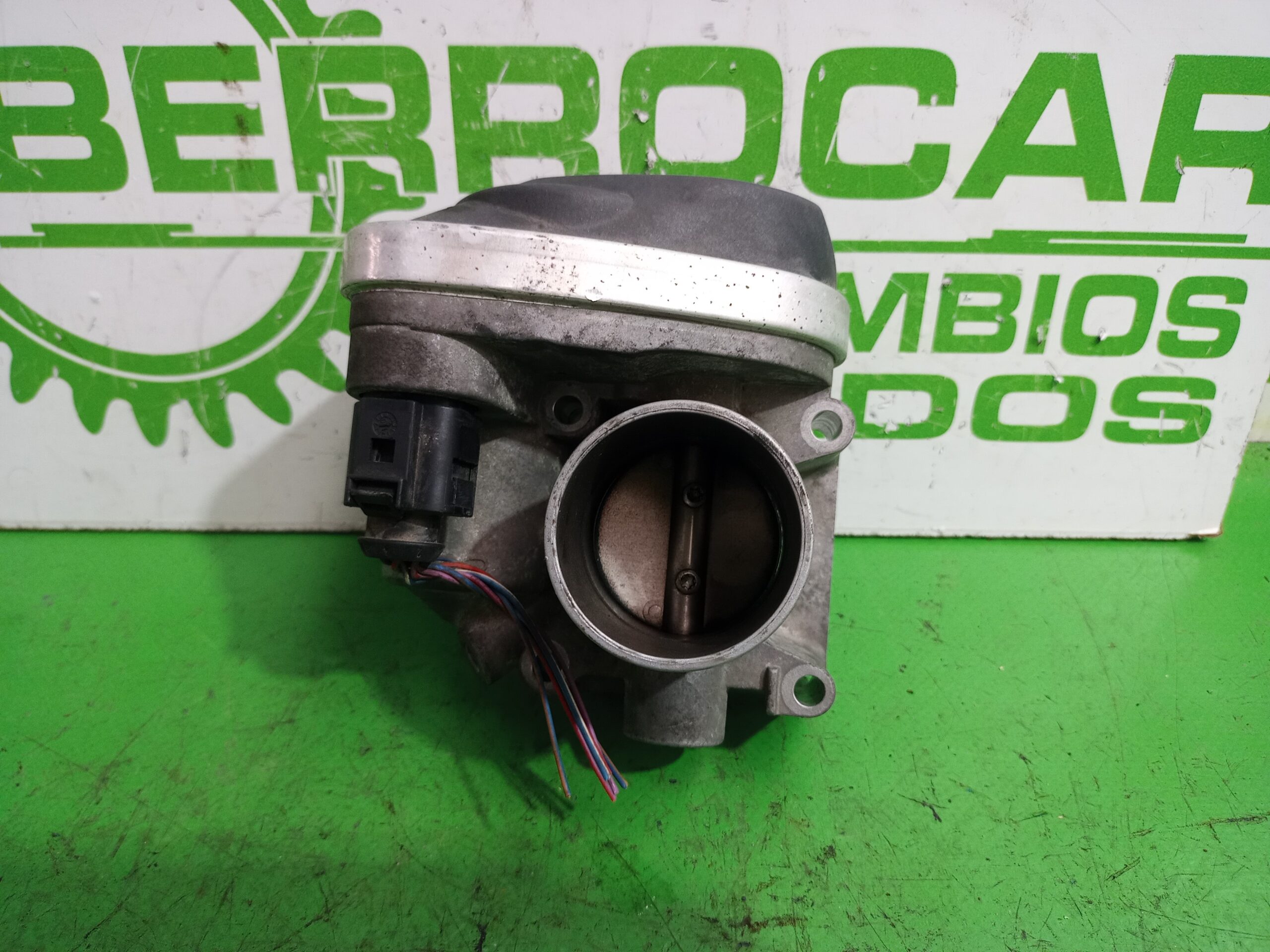 caja_mariposa_036133062n_seat_ibiza_6l1_1_4_16v