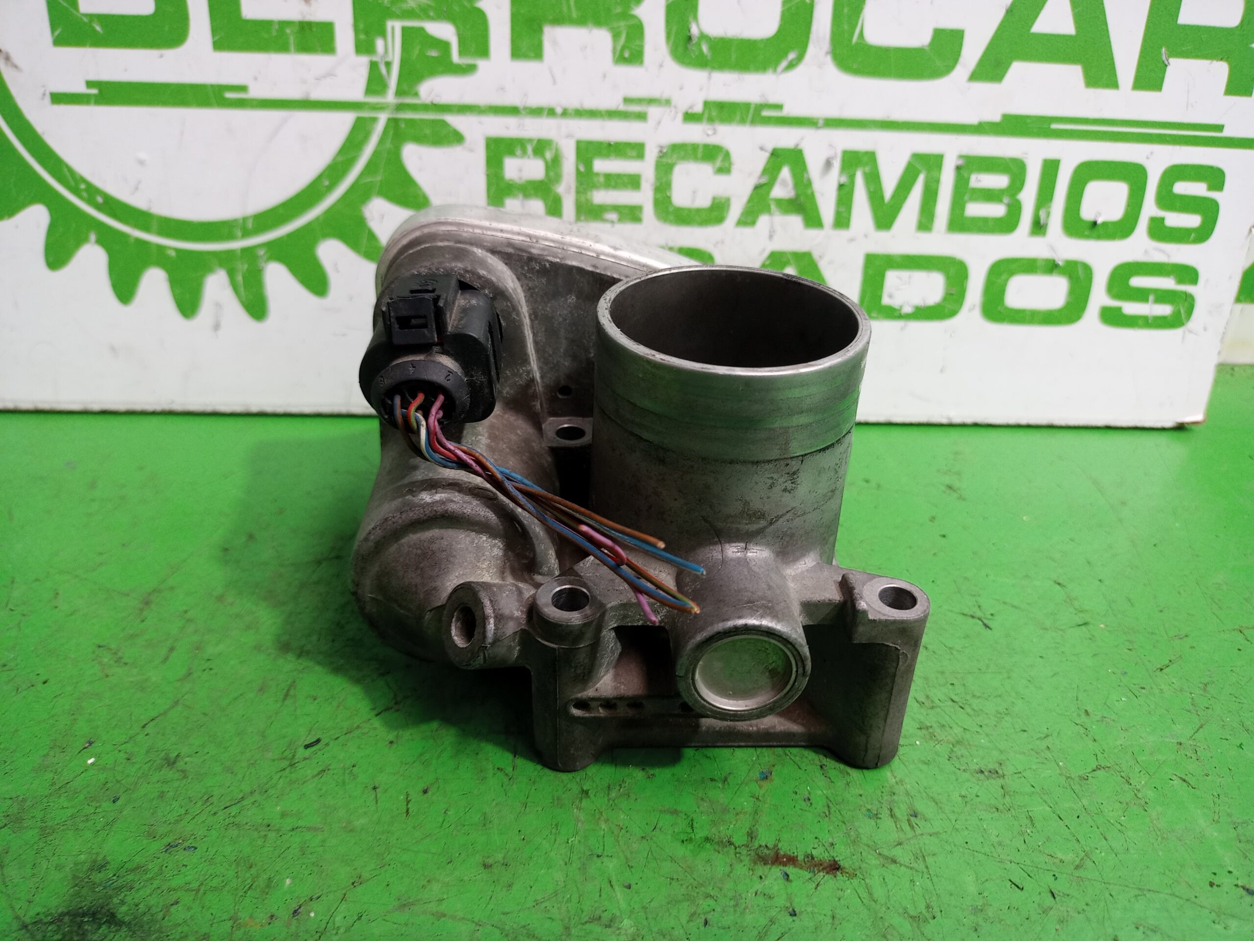 caja_mariposa_036133062n_seat_ibiza_6l1_1_4_16v