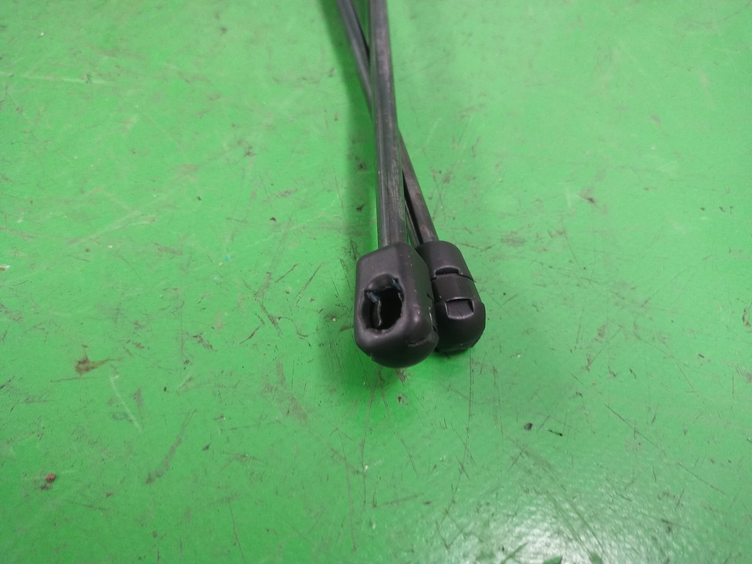 amortiguadores_maletero_porton_jb500450_seat_ibiza_6l1_1_4_16v