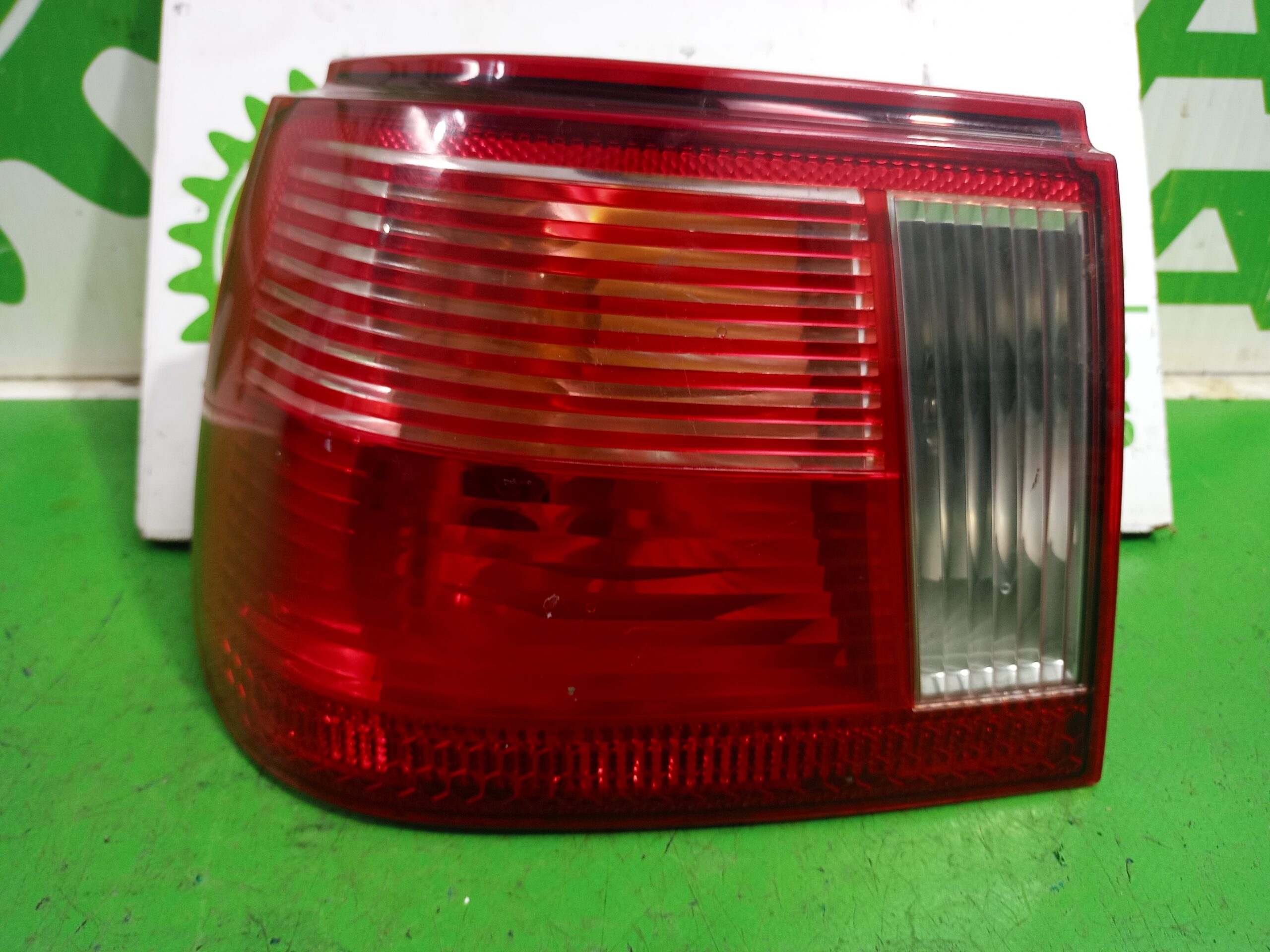 piloto_trasero_izquierdo_6k6945095_seat_ibiza_6k1_select