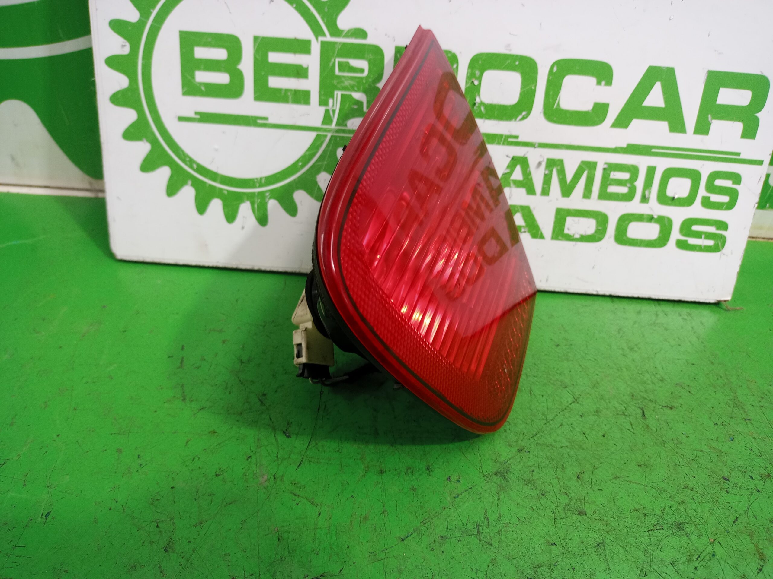 piloto_trasero_derecho_interior_6k6945108c_seat_ibiza_6k1_select