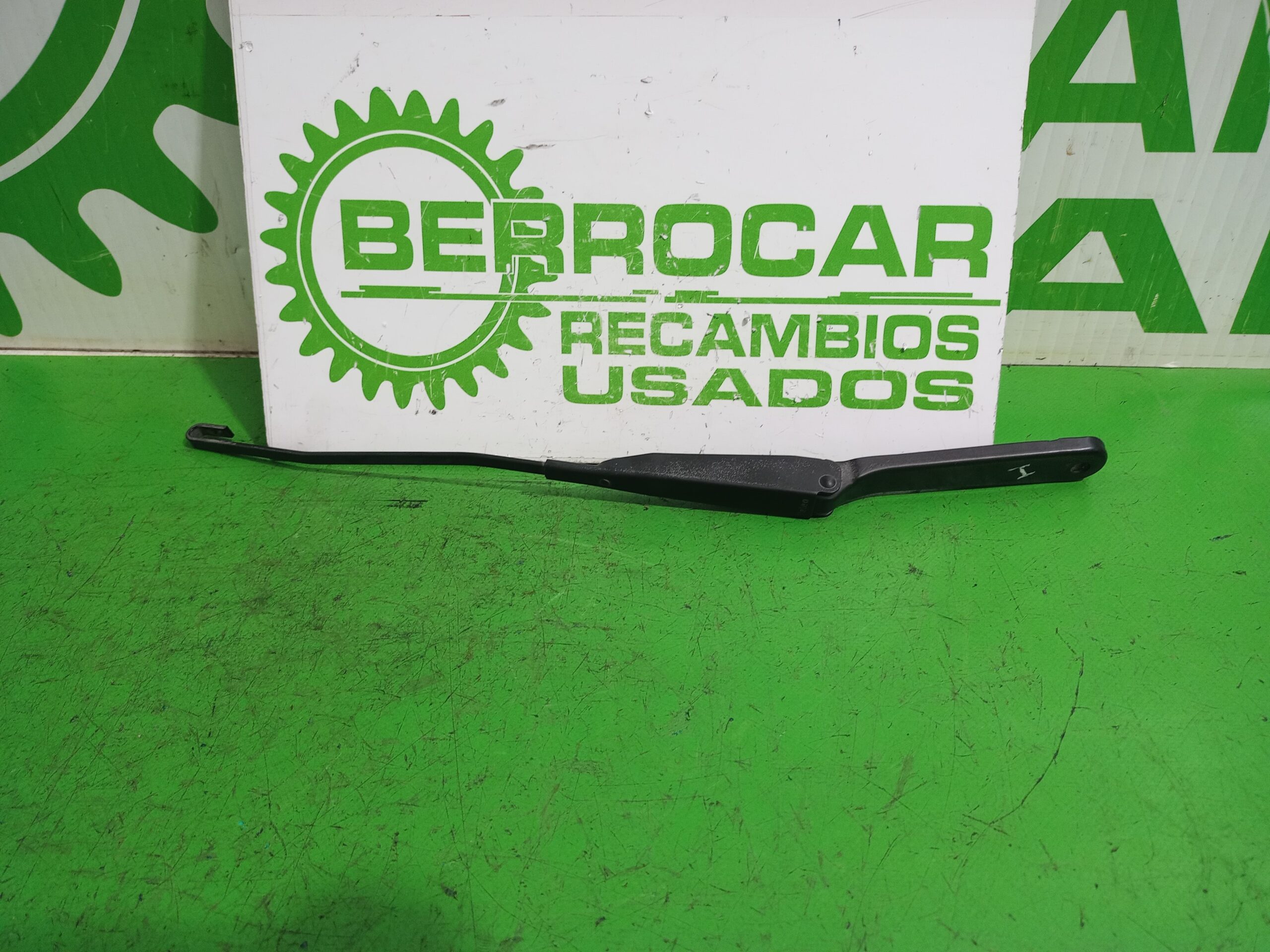 brazo_limpia_delantero_izquierdo_8200158098_renault_kangoo_f_kc0_au_entique