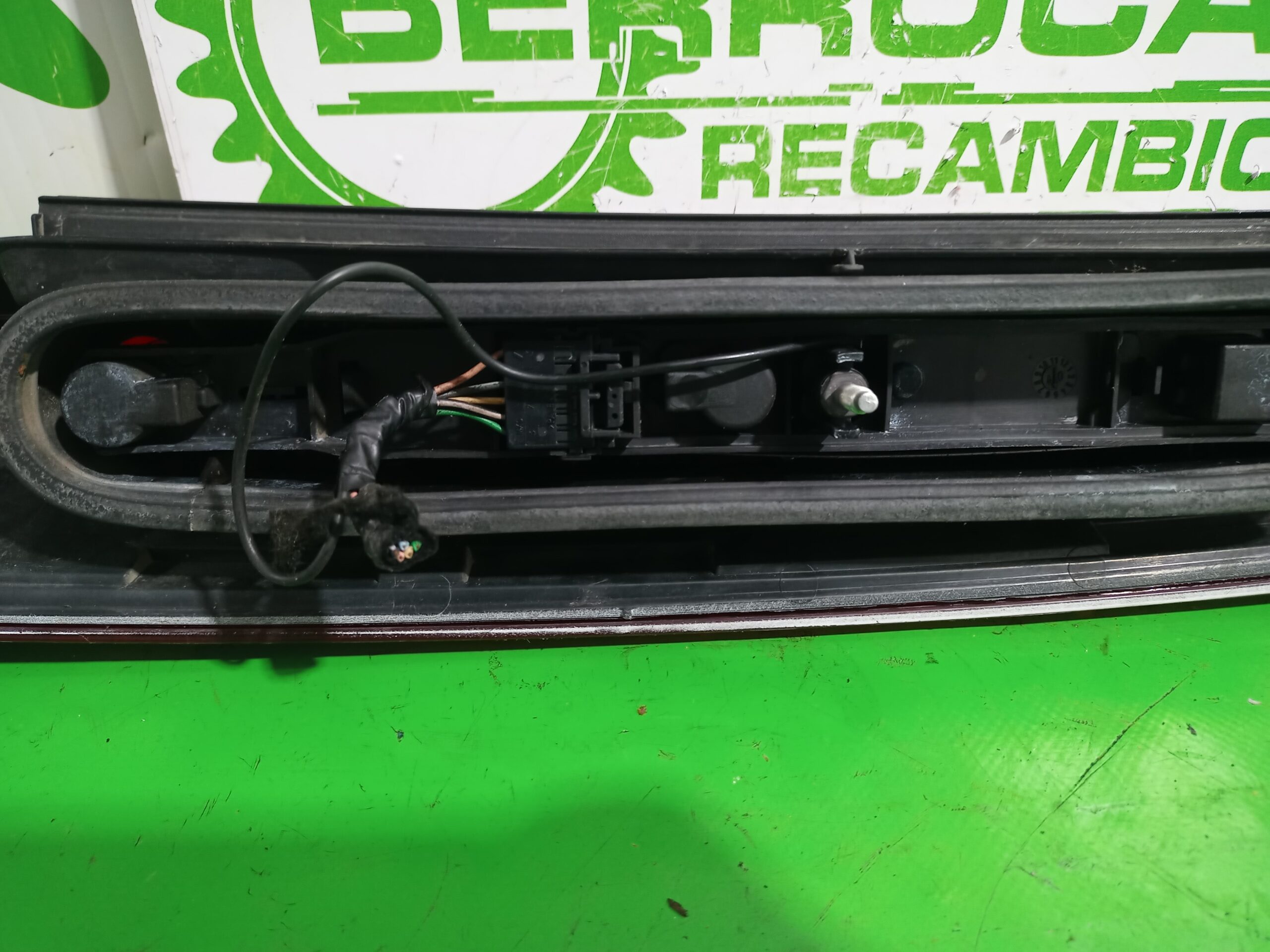 piloto_trasero_izquierdo_8200103284_renault_kangoo_f_kc0_au_entique