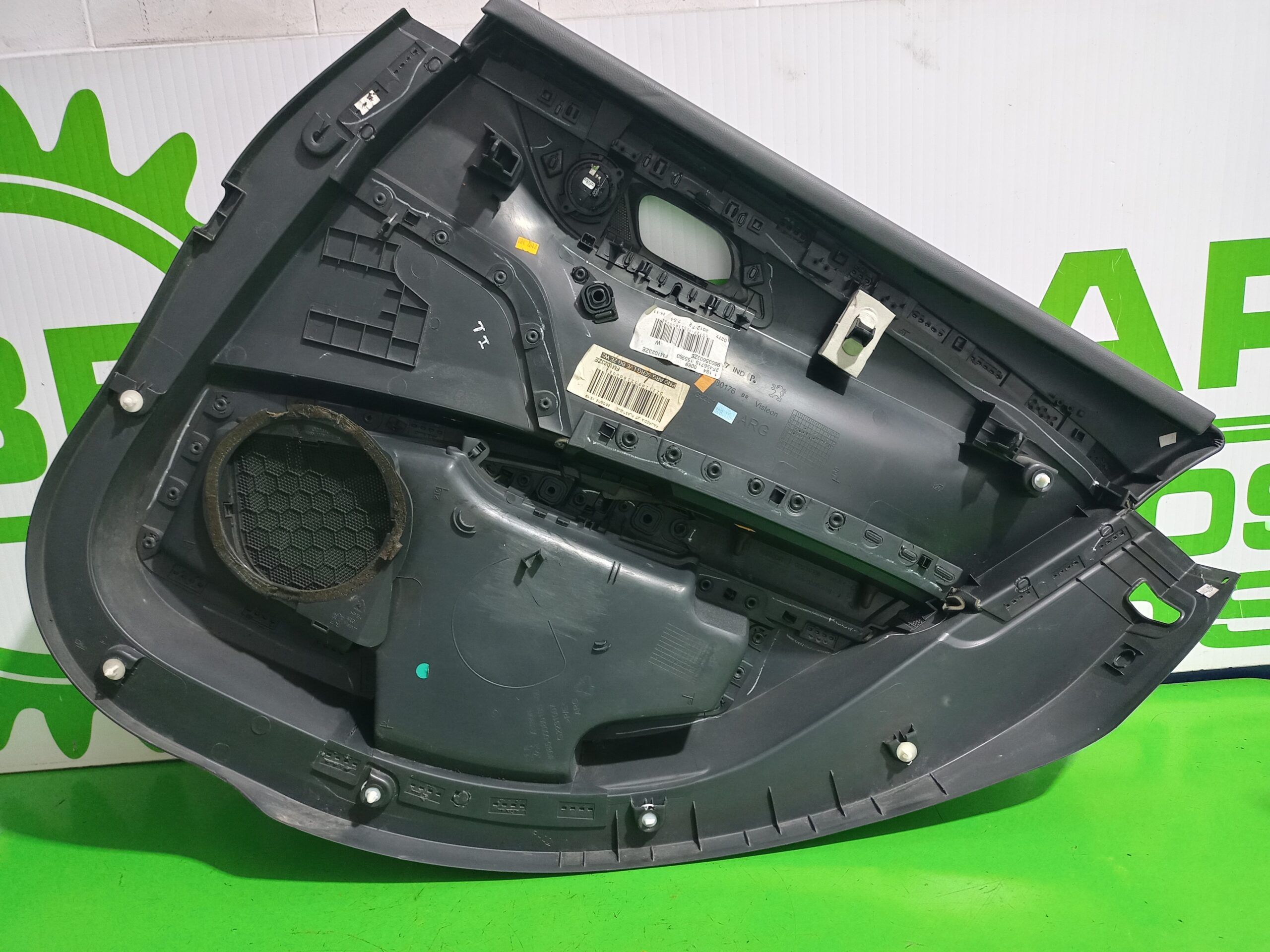 guarnecido_puerta_trasera_izquierda_98035603ze_peugeot_508_active