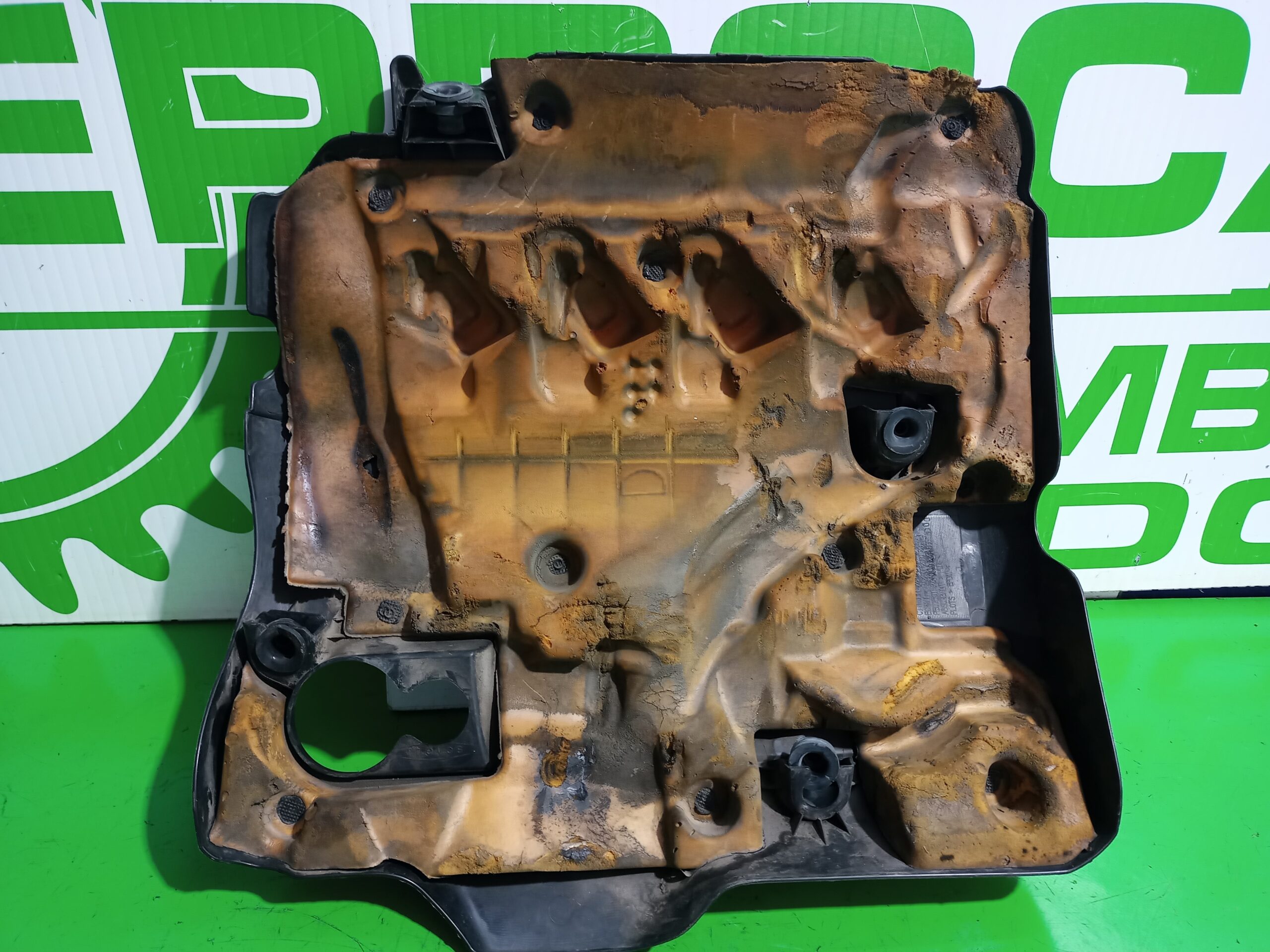 cubierta_motor_9683424480_peugeot_508_active