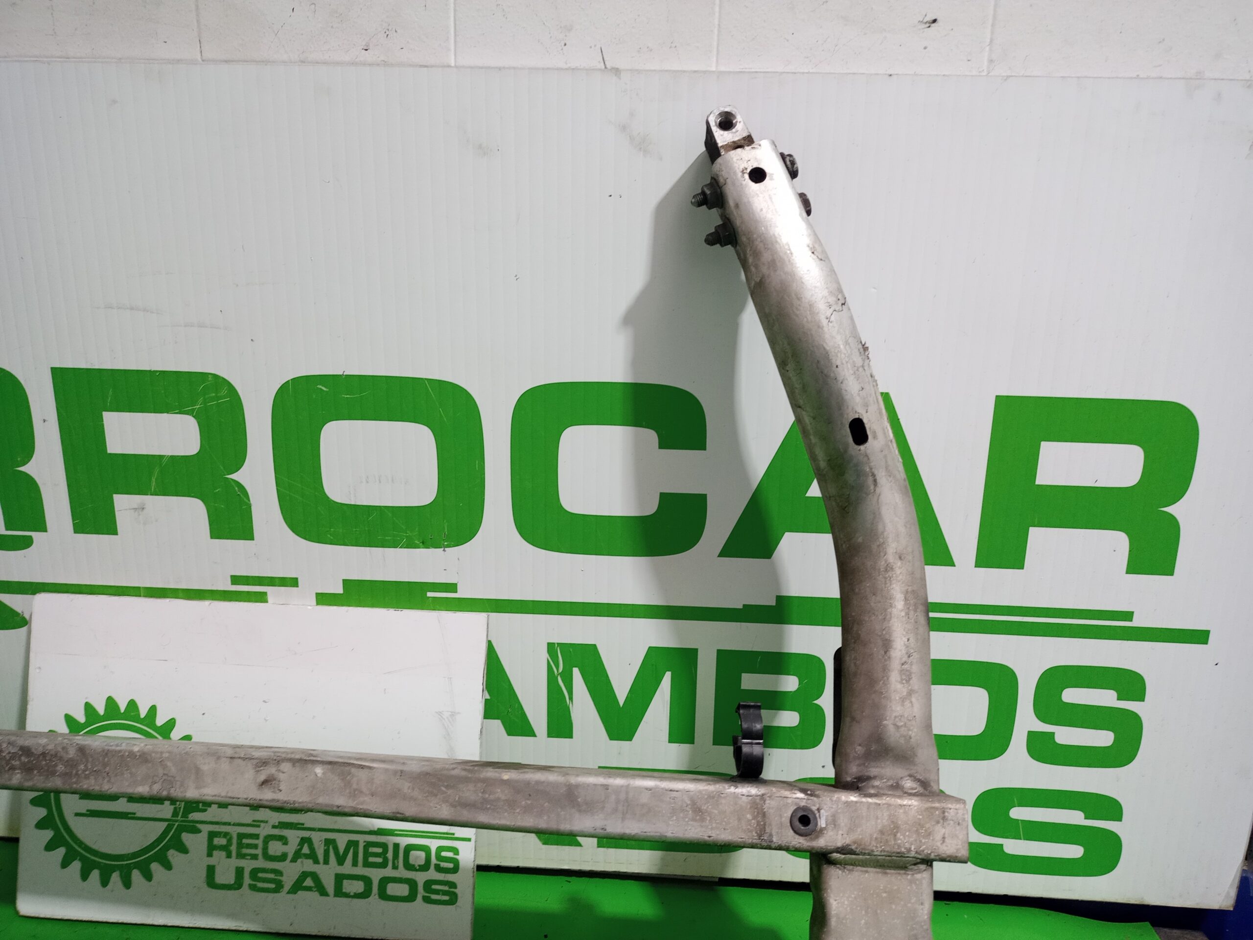 travesano_inferior_71284100_peugeot_508_active