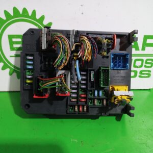 caja_reles_fusibles_9665547580_peugeot_508_active