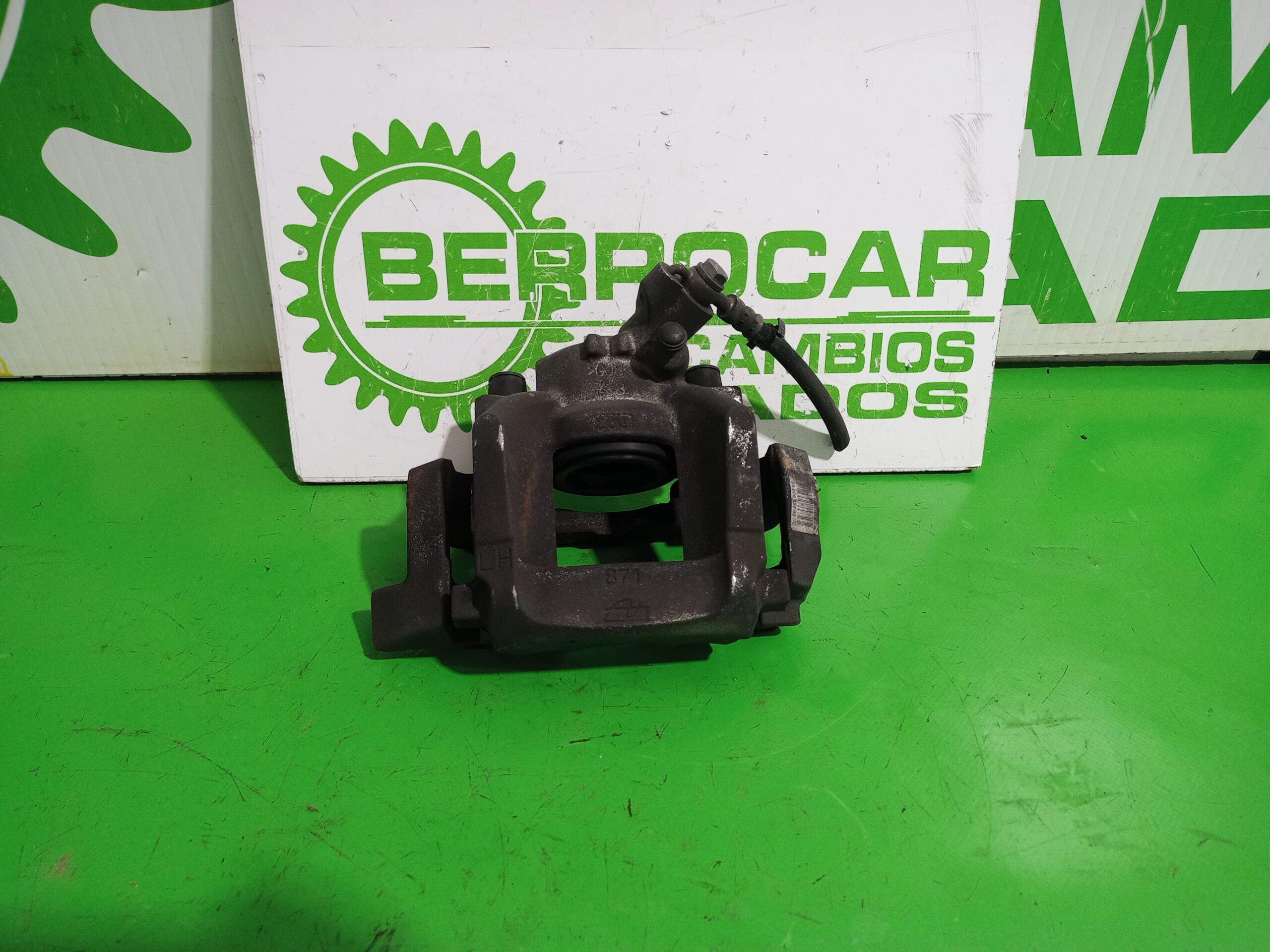 pinza_de_freno_delantera_izquierda_9800839780_peugeot_508_active