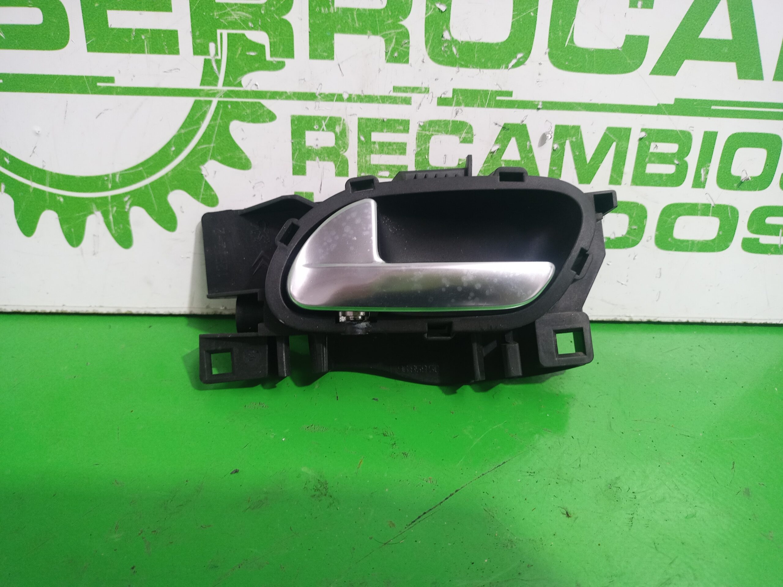 maneta_interior_trasera_izquierda_9660525480_peugeot_508_active