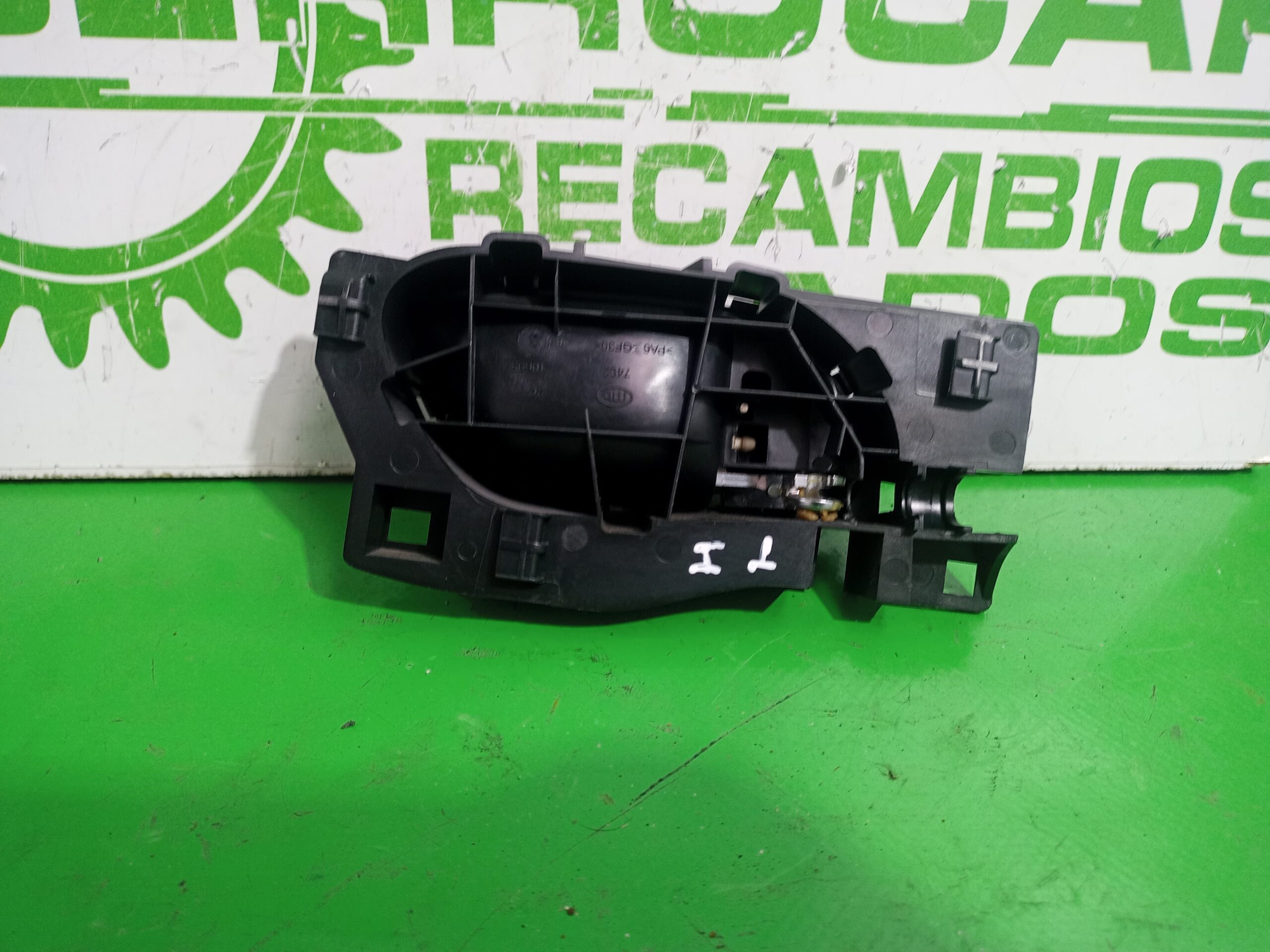 maneta_interior_trasera_izquierda_9660525480_peugeot_508_active