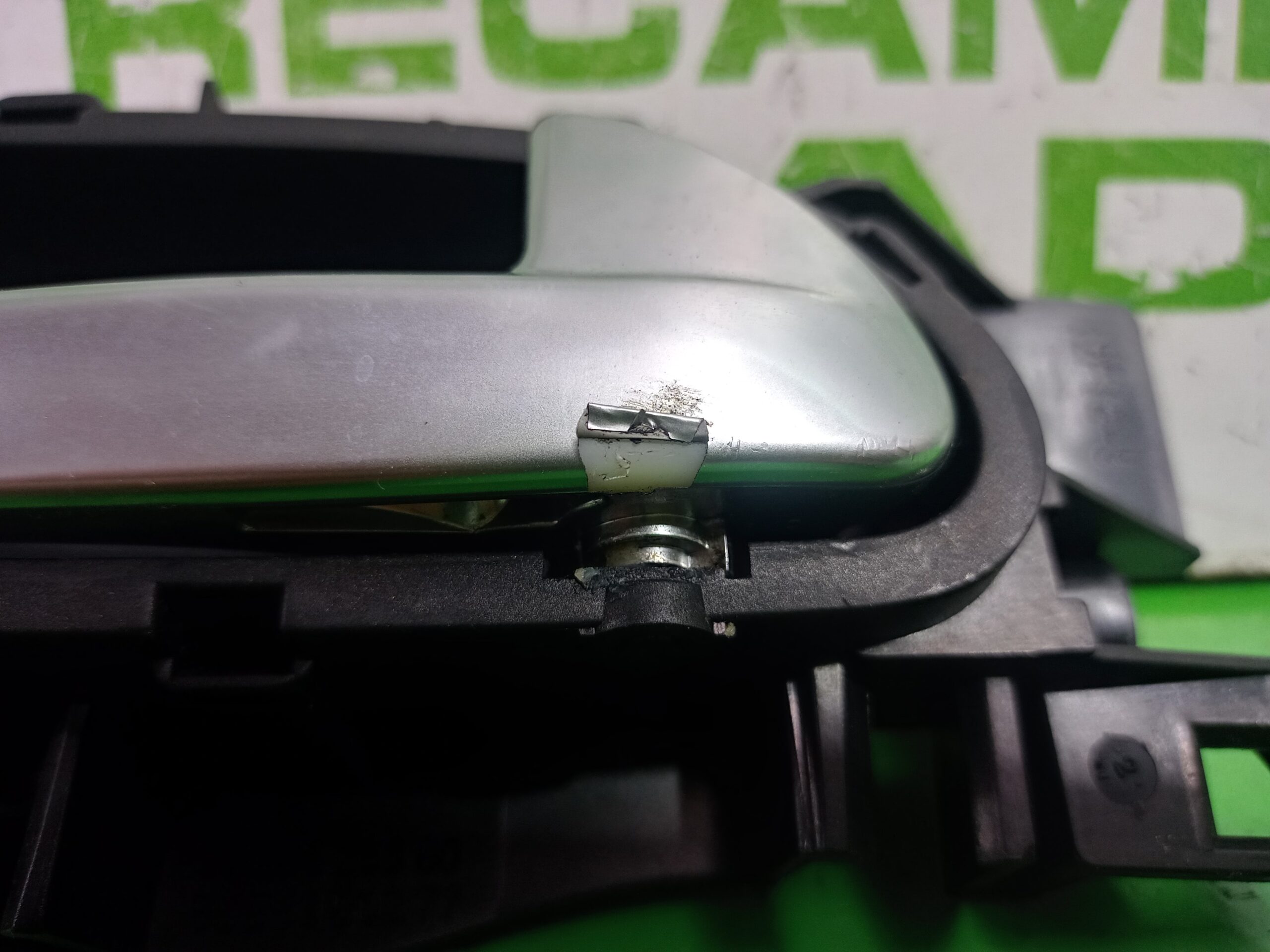 maneta_interior_trasera_derecha_9660525380_peugeot_508_active