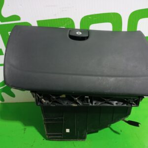 guantera_8226h7_peugeot_407_2_0_16v_cat