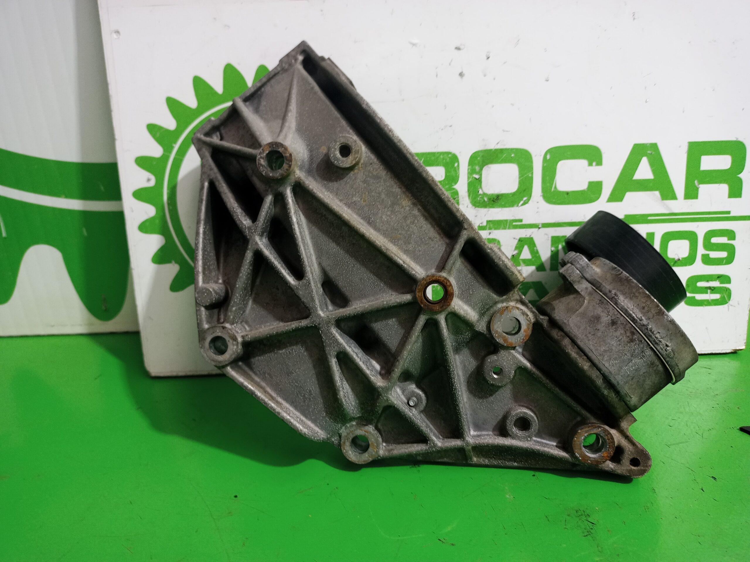 soporte_alternador_9602367380_peugeot_407_2_0_16v_cat