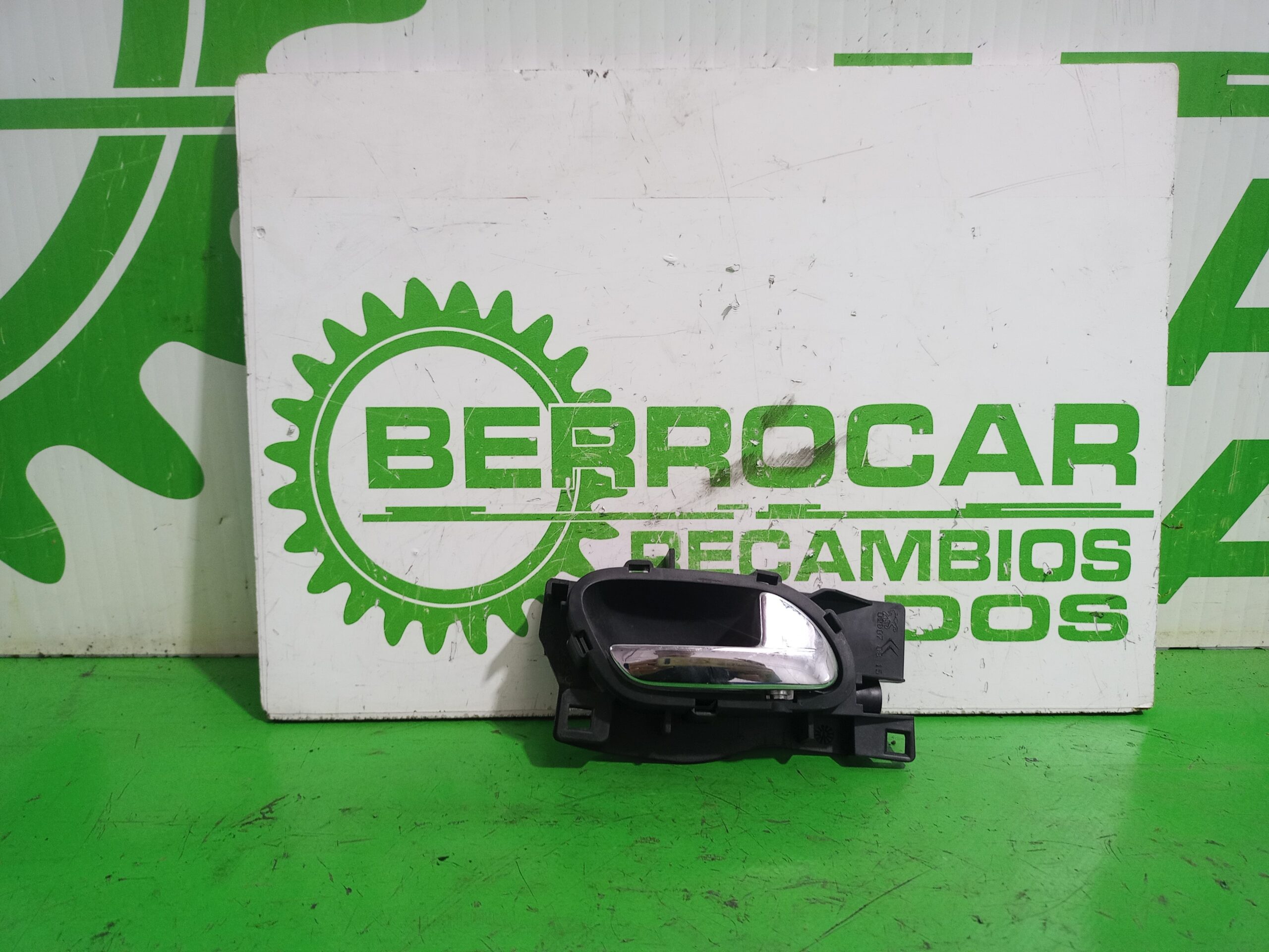 maneta_interior_trasera_derecha_96526177vd_peugeot_407_2_0_16v_cat