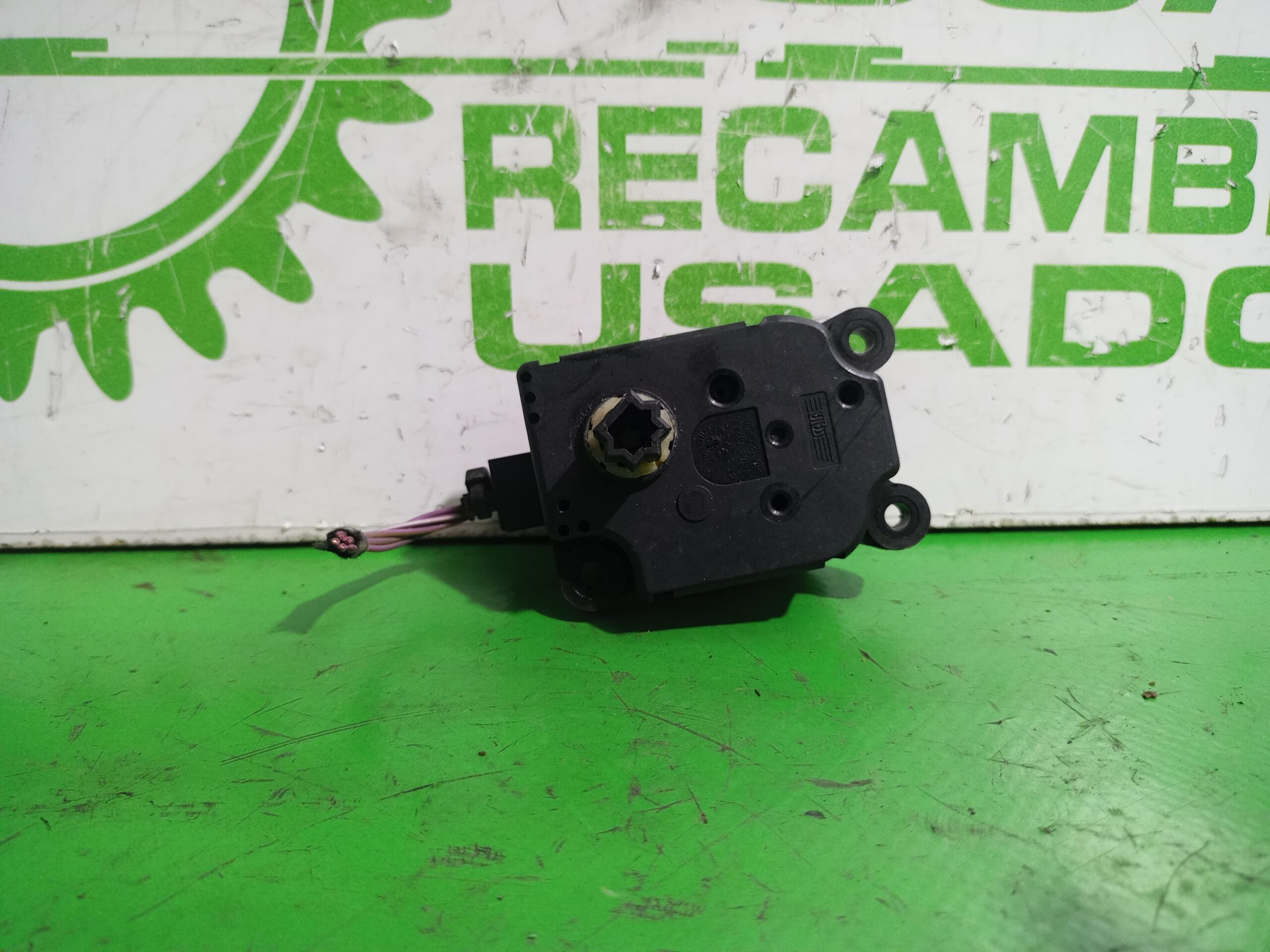 motor_apertura_trampillas_4puh19e616ac_peugeot_407_2_0_16v_cat