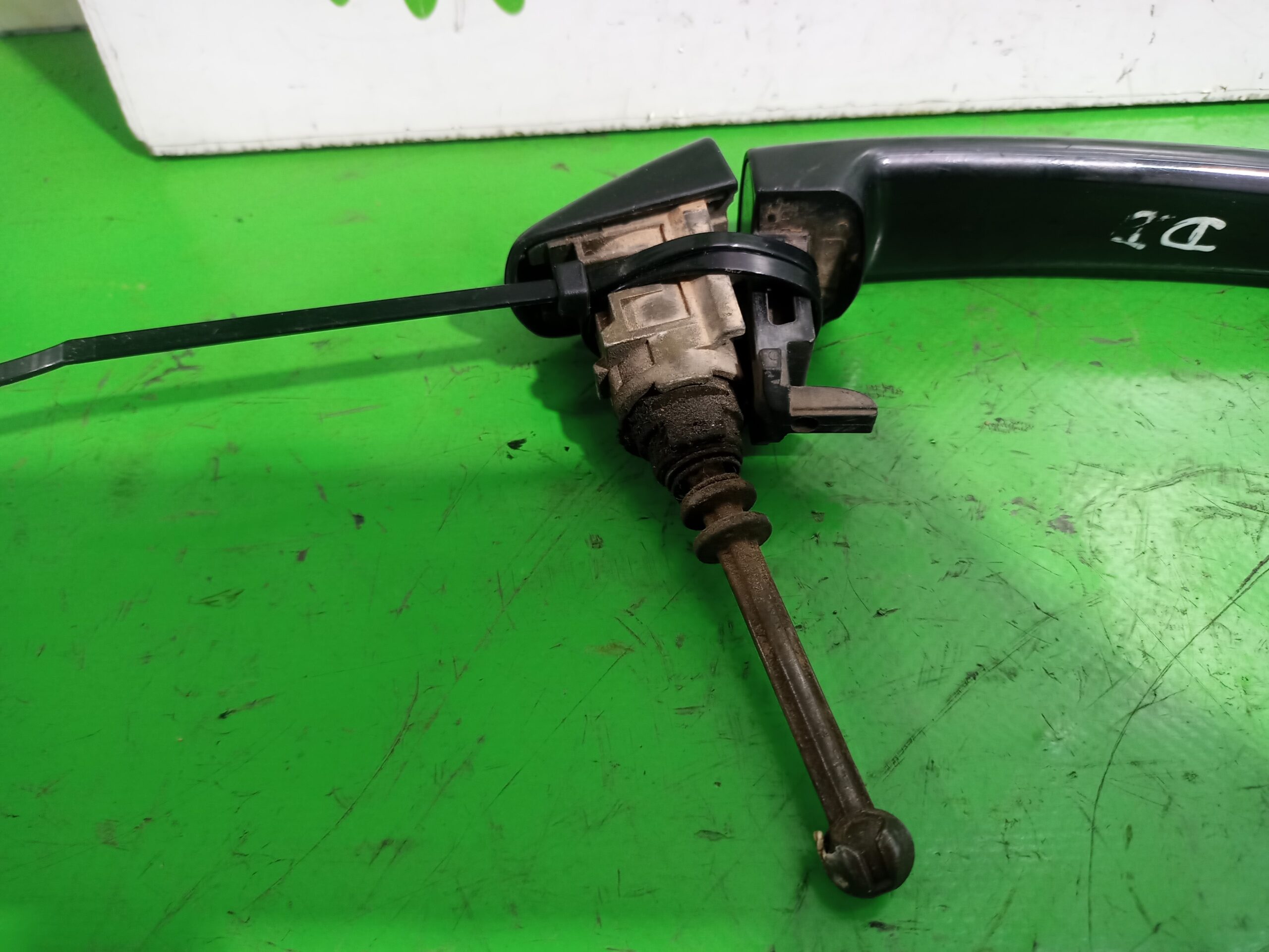 maneta_exterior_delantera_izquierda_9101en_peugeot_407_2_0_16v_cat