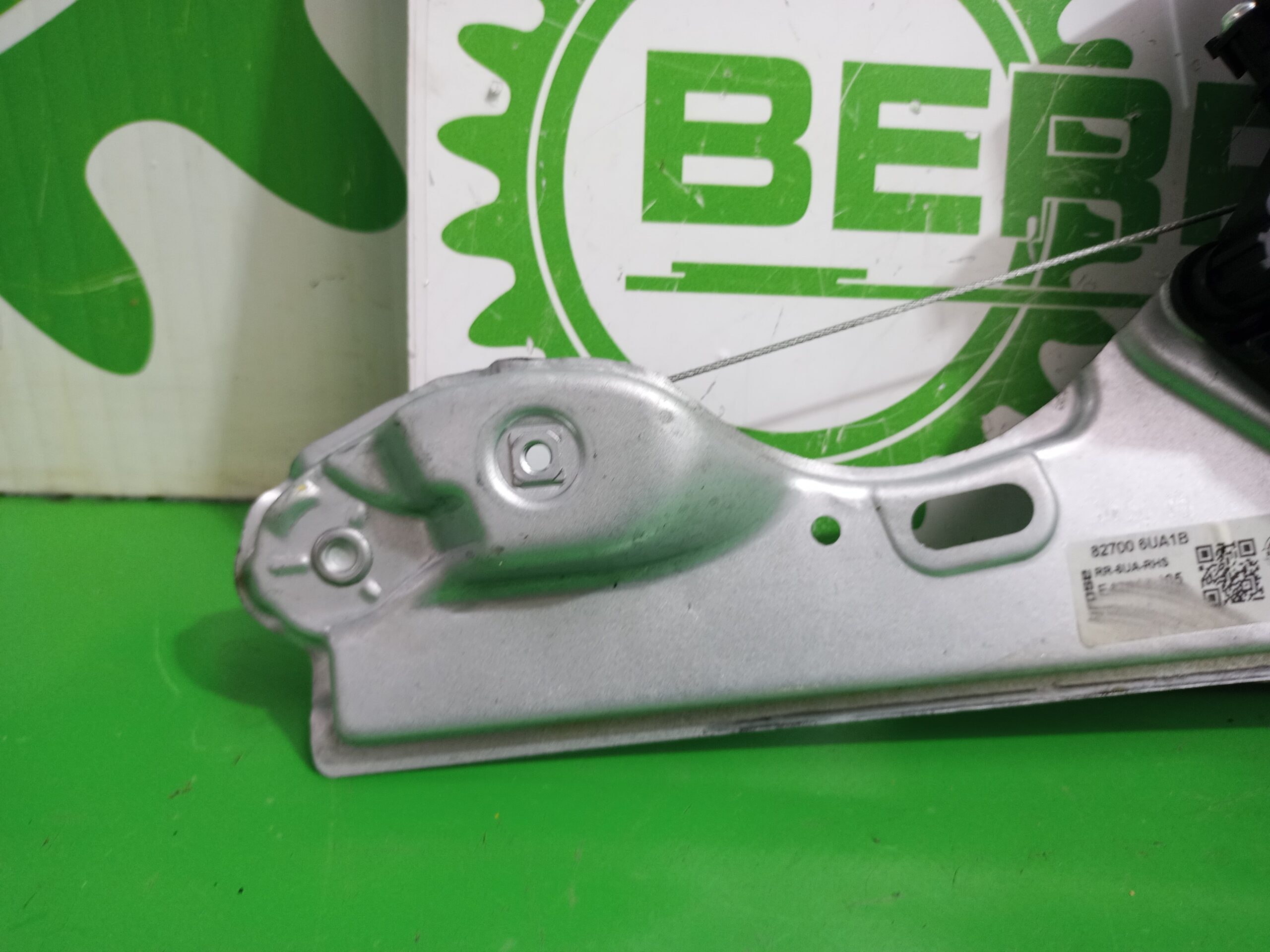 elevalunas_trasero_derecho_827006ua1b_nissan_qashqai_ii_j11_j11_1_3_dig_t