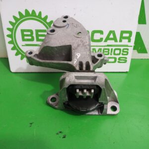 soporte_motor_derecho_112326ub0a_nissan_qashqai_ii_j11_j11_1_3_dig_t