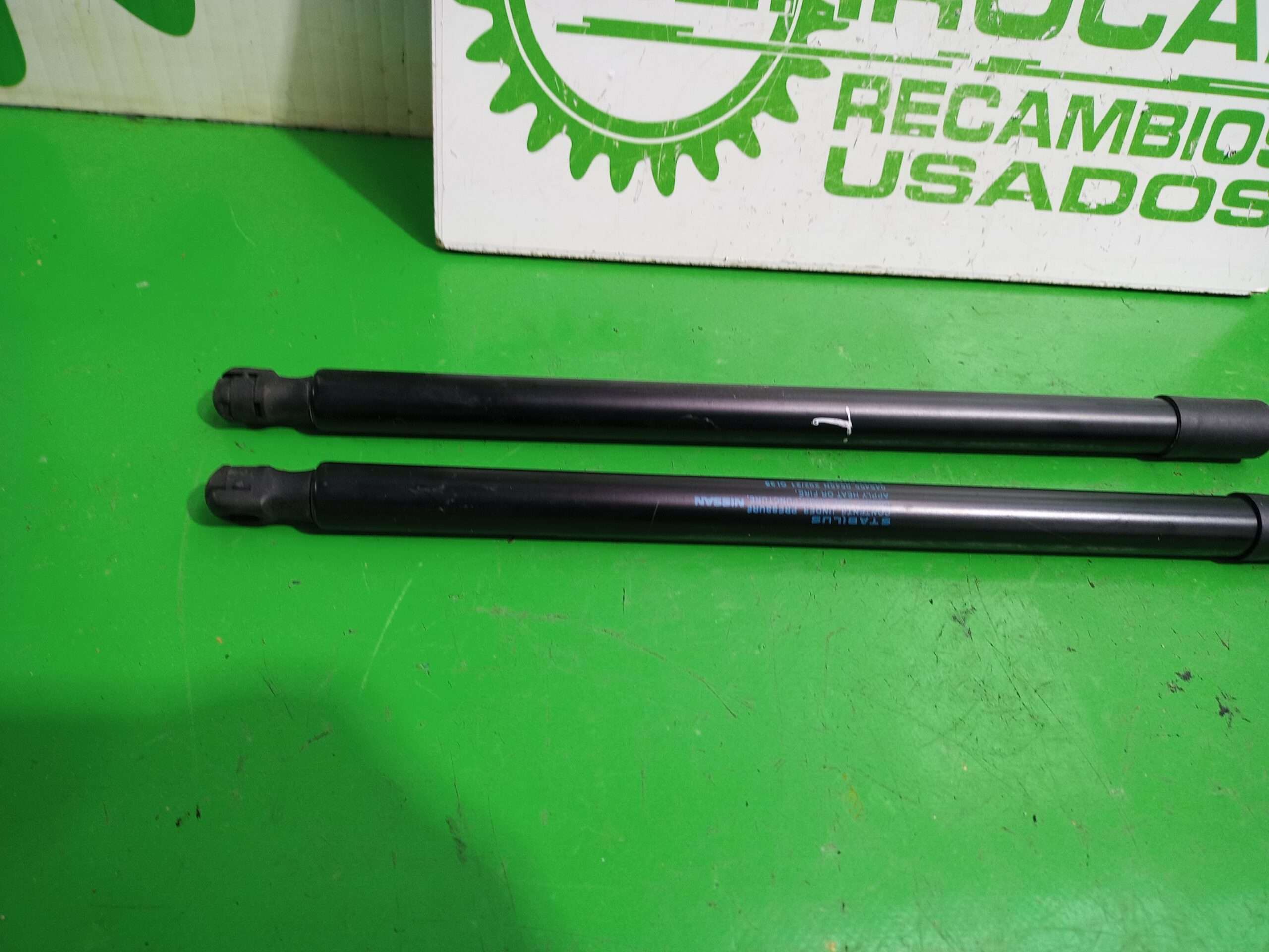 amortiguadores_maletero_porton_904506ua0b_nissan_qashqai_ii_j11_j11_1_3_dig_t