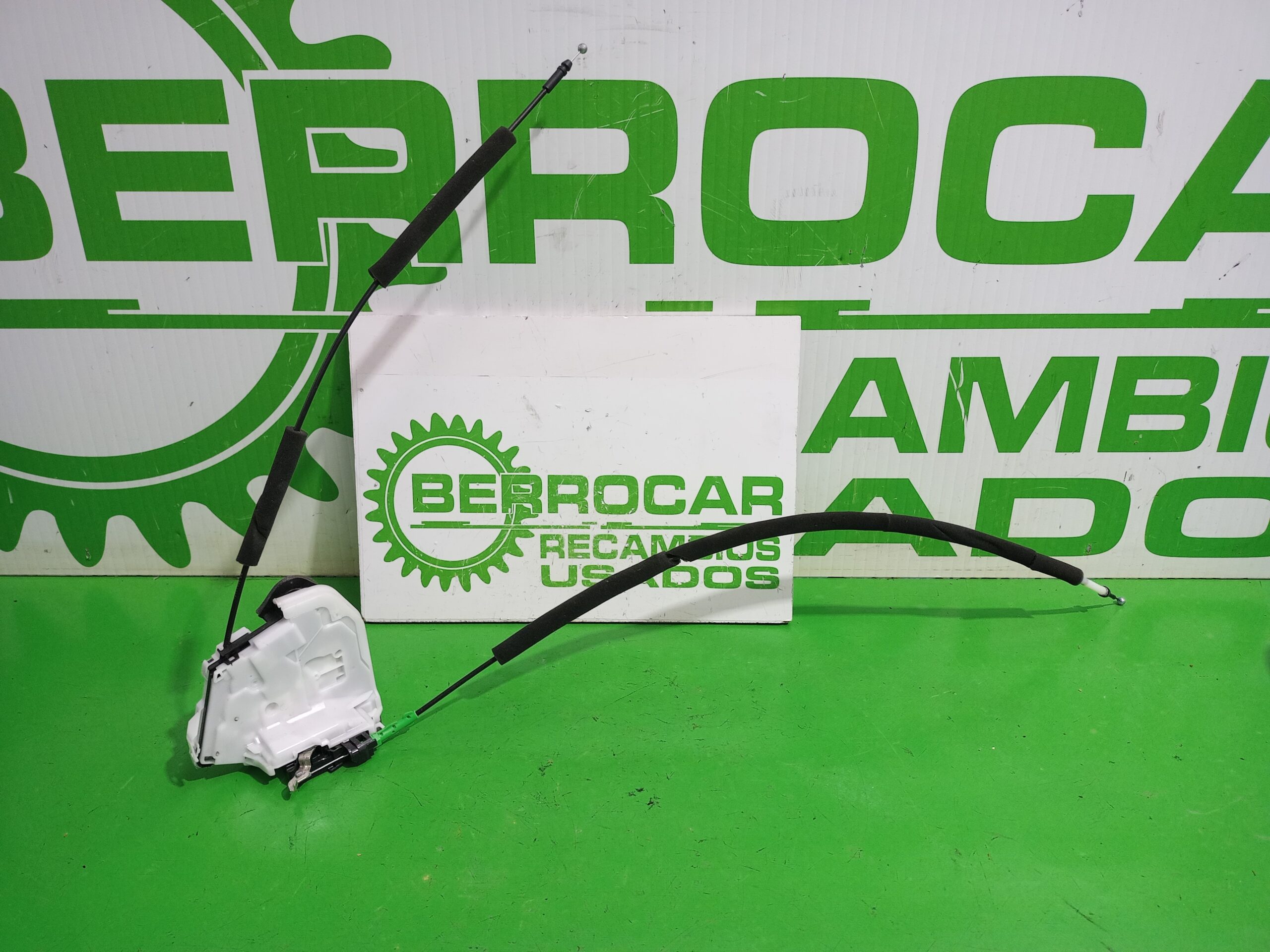 cerradura_puerta_trasera_izquierda_825016ua0a_nissan_qashqai_ii_j11_j11_1_3_dig_t