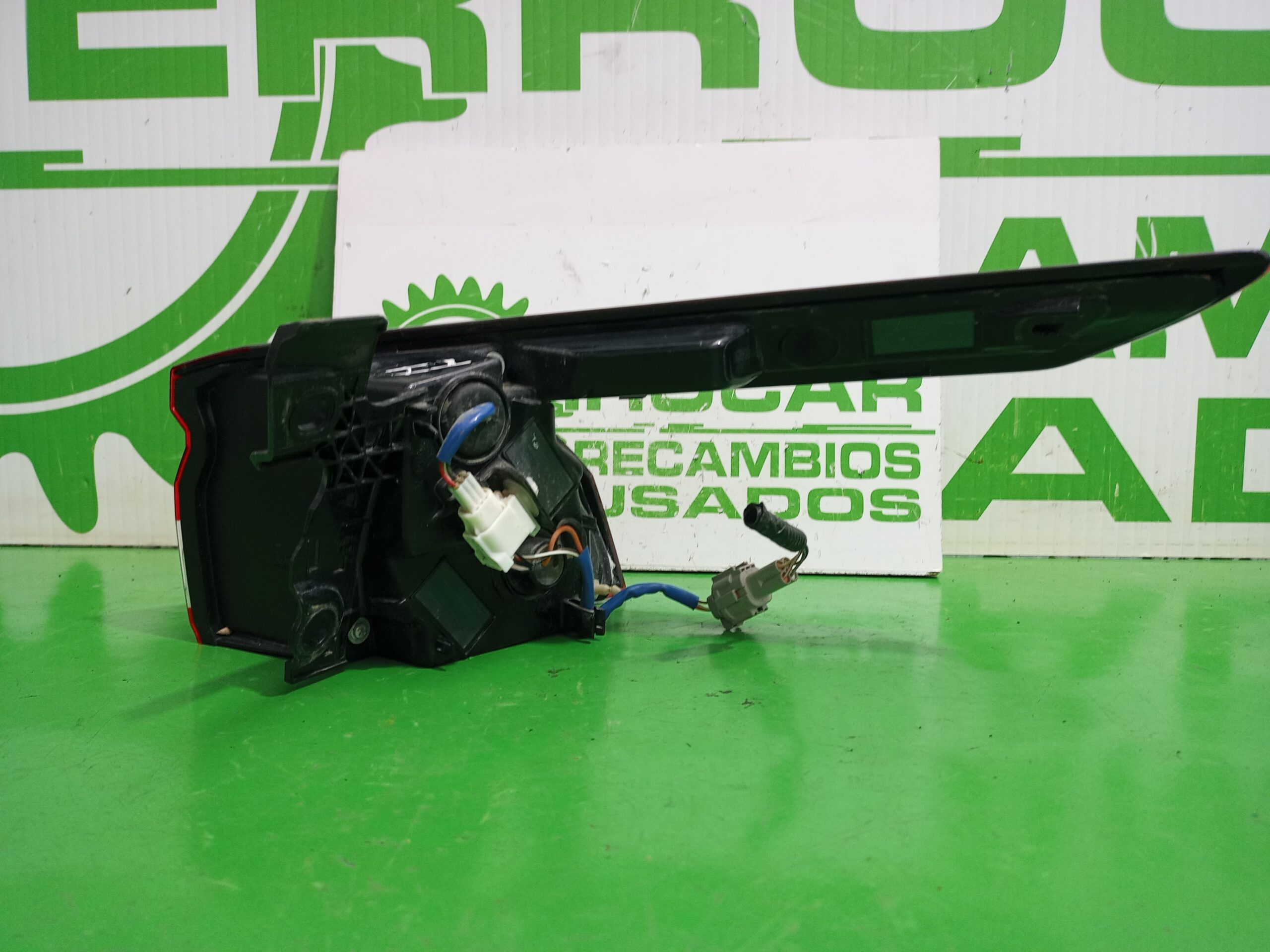 piloto_trasero_izquierdo_2208d02f_nissan_qashqai_ii_j11_j11_1_3_dig_t