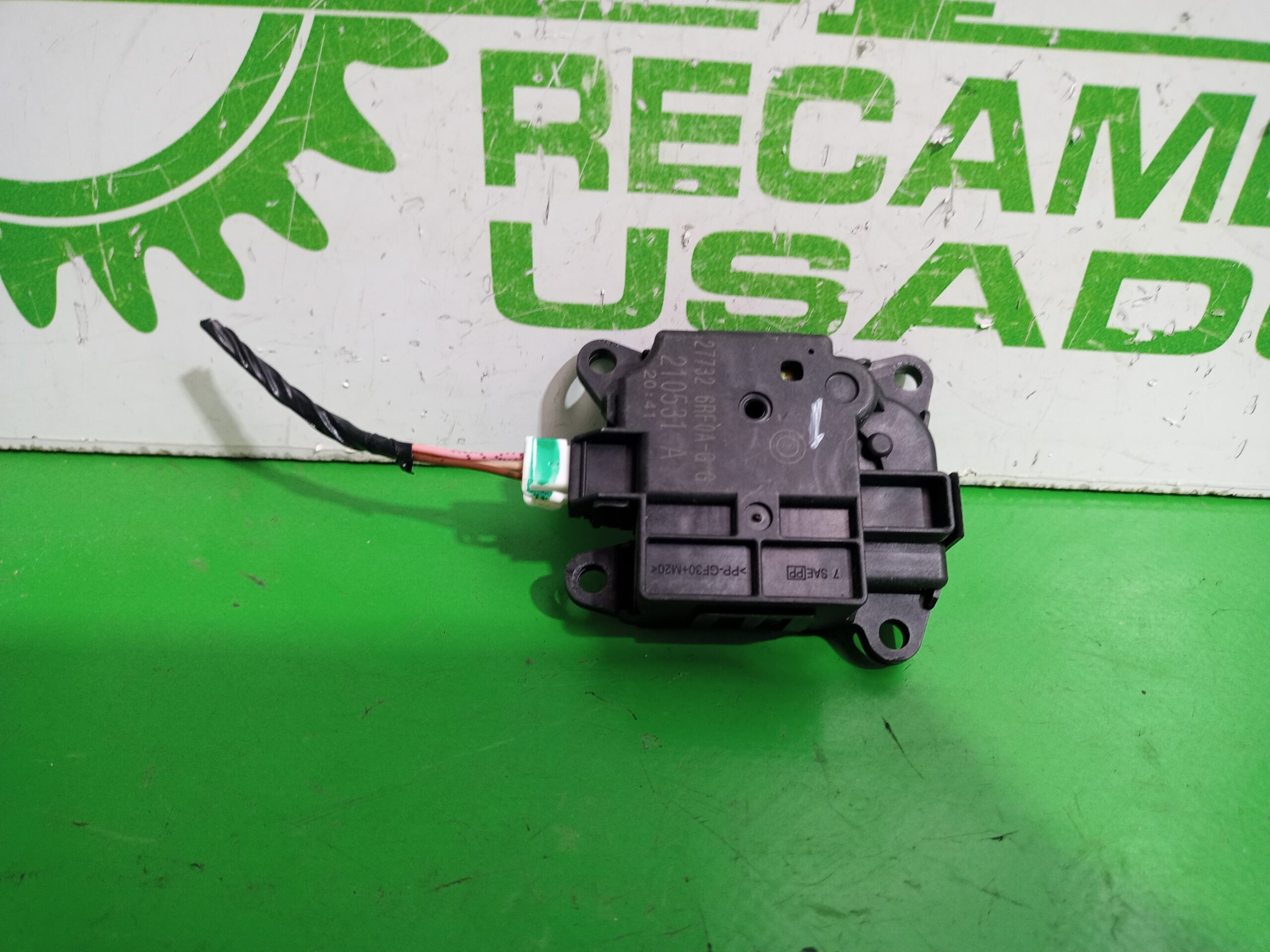 motor_apertura_trampilla_277326rf0a_nissan_qashqai_ii_j11_j11_1_3_dig_t