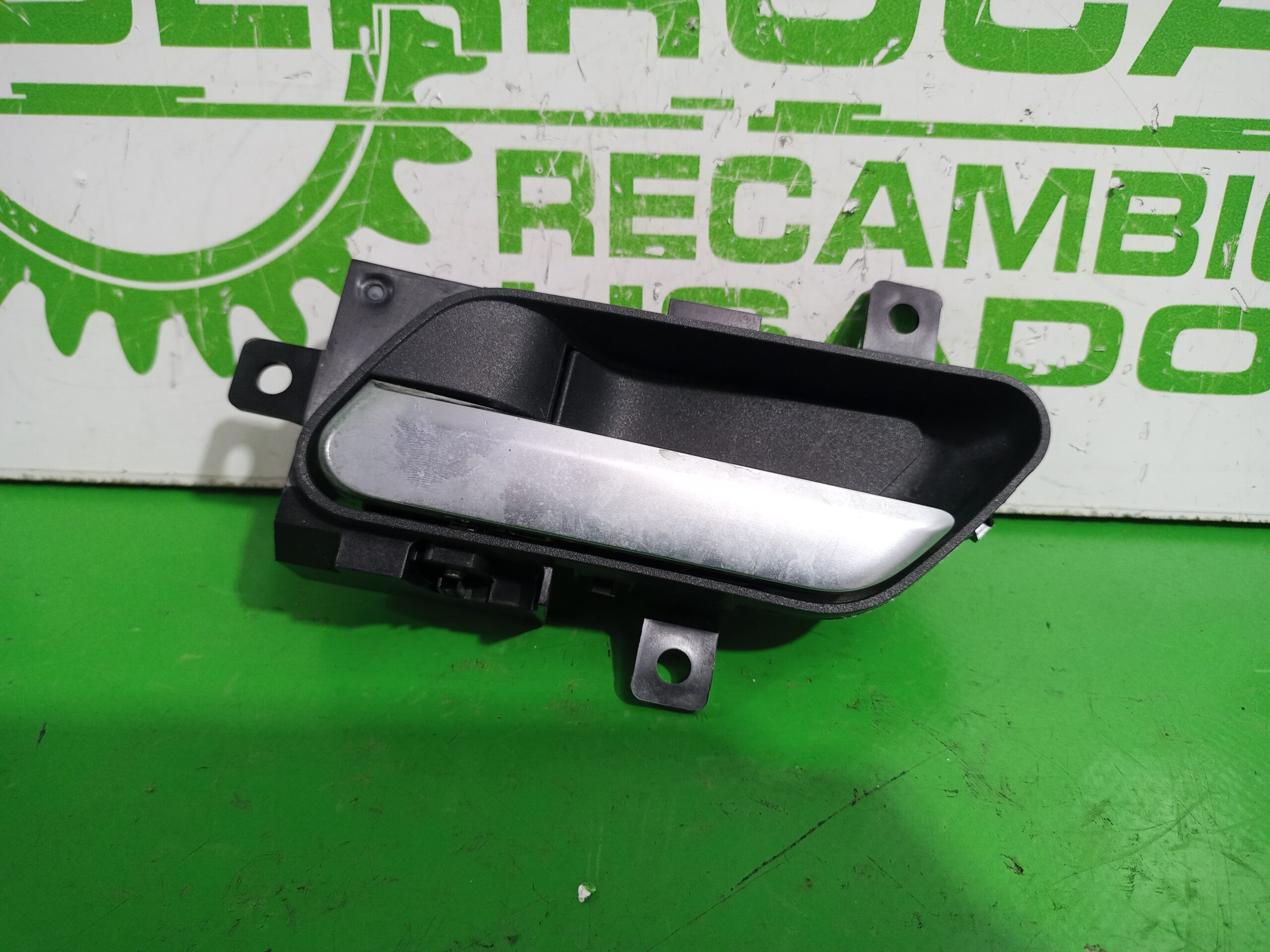 maneta_interior_delantera_izquierda_806716ua0a_nissan_qashqai_ii_j11_j11_1_3_dig_t