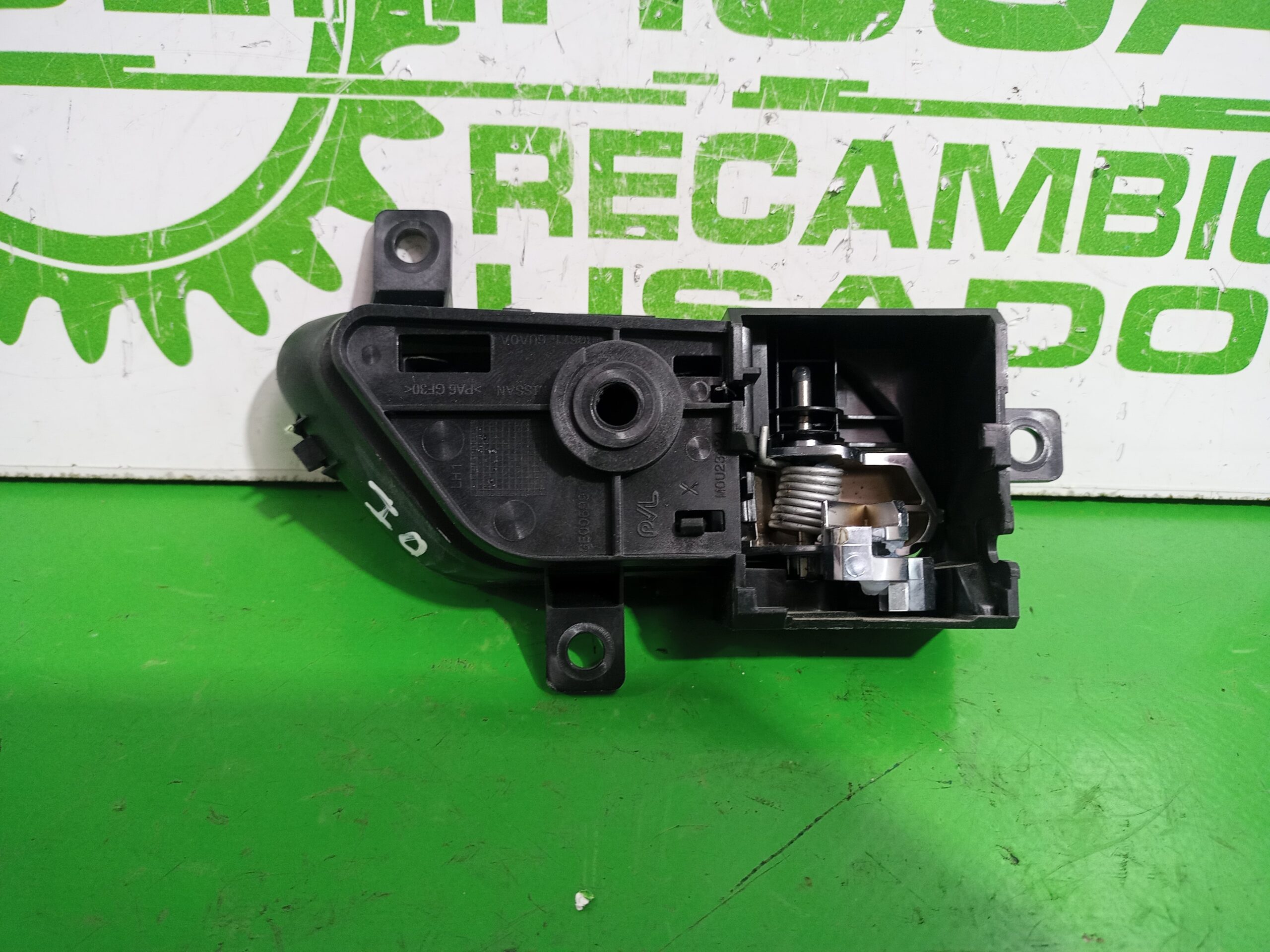 maneta_interior_delantera_izquierda_806716ua0a_nissan_qashqai_ii_j11_j11_1_3_dig_t