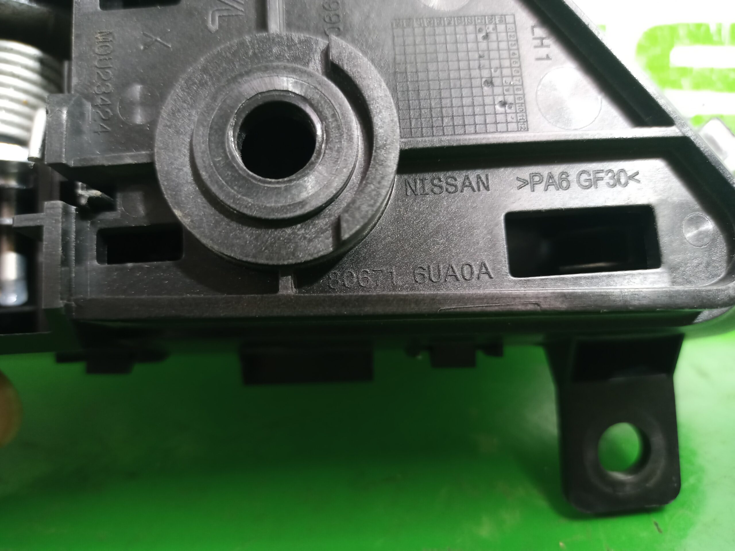 maneta_interior_delantera_izquierda_806716ua0a_nissan_qashqai_ii_j11_j11_1_3_dig_t