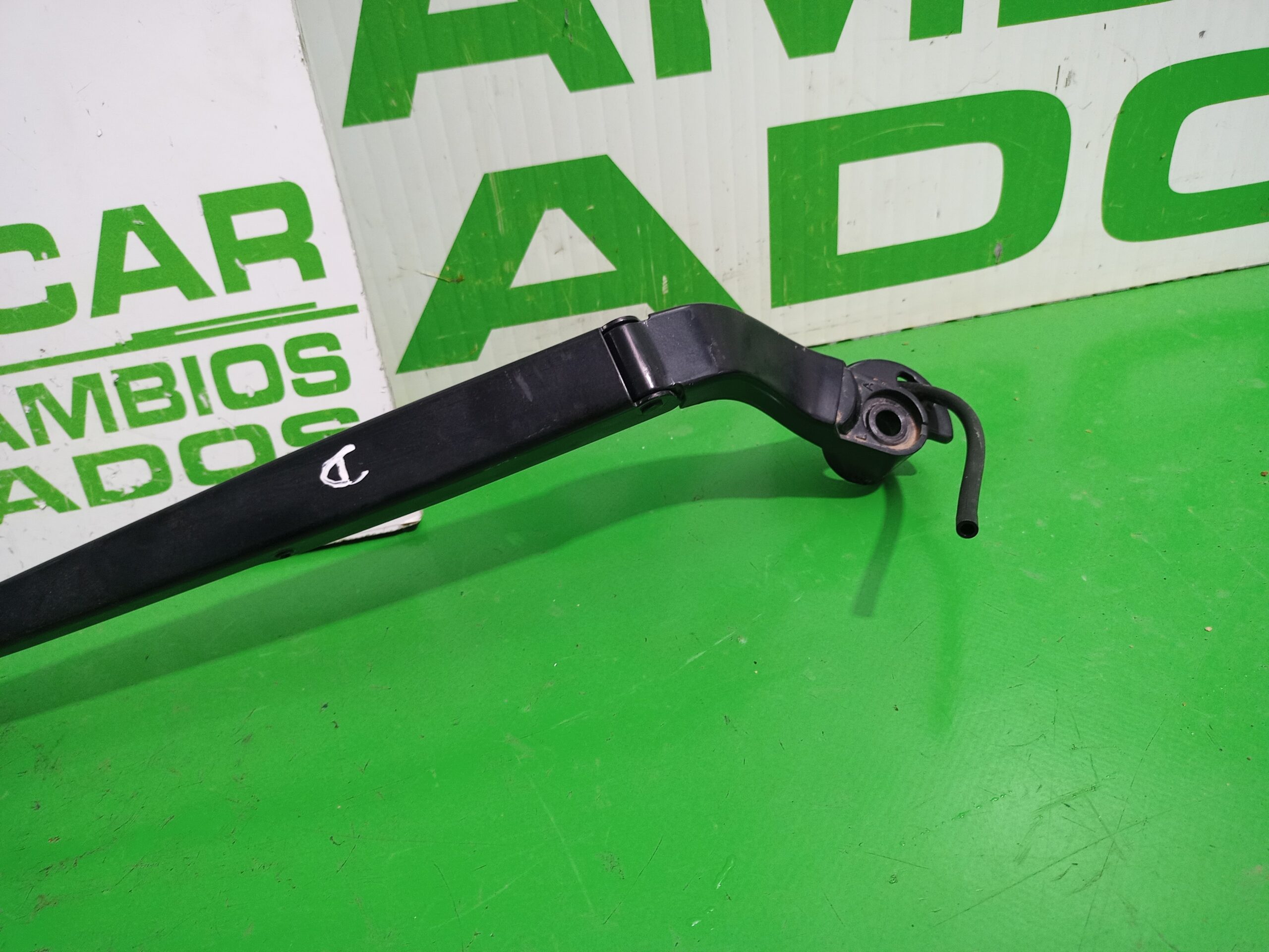 brazo_limpia_delantero_derecho_28886jd900_nissan_qashqai_ii_j11_j11_1_3_dig_t