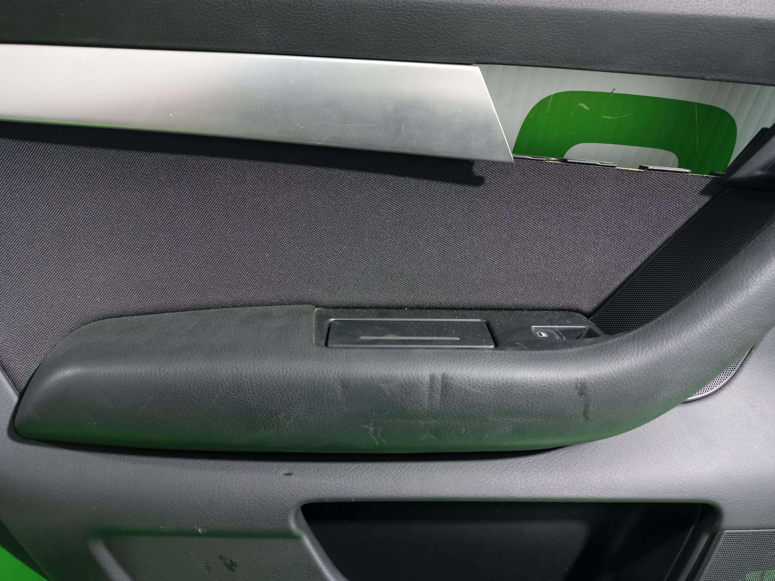 guarnecido_puerta_trasera_izquierda_4f0867305_audi_a6_berlina_4f2_2_4