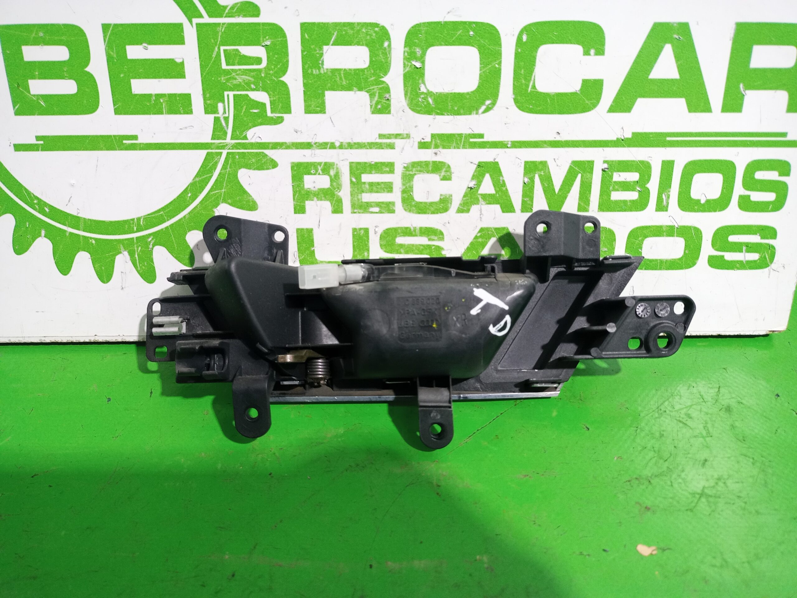 maneta_interior_trasera_derecha_4f0839020_audi_a6_berlina_4f2_2_4