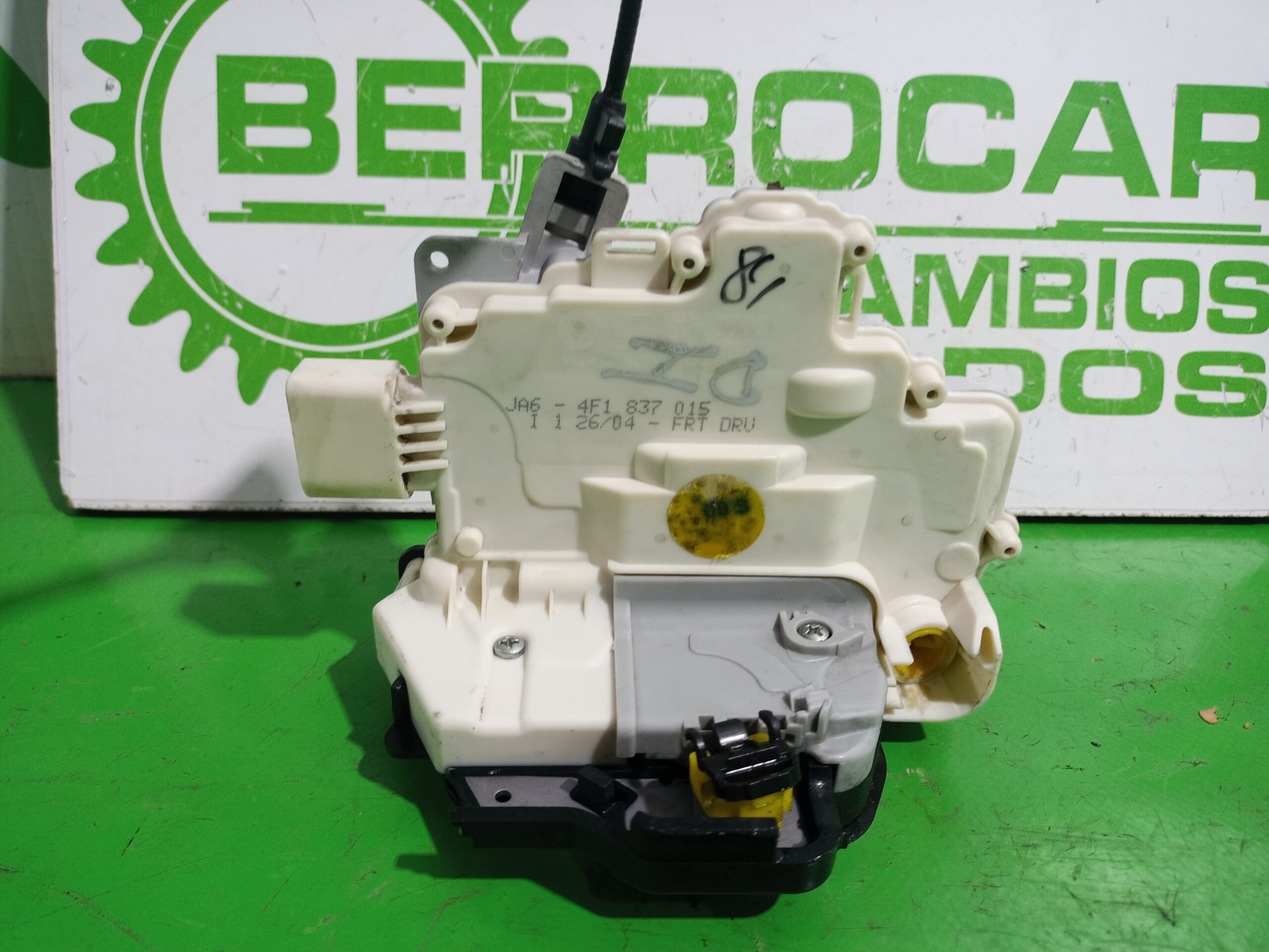 cerradura_puerta_delantera_izquierda_4f1837015_audi_a6_berlina_4f2_2_4