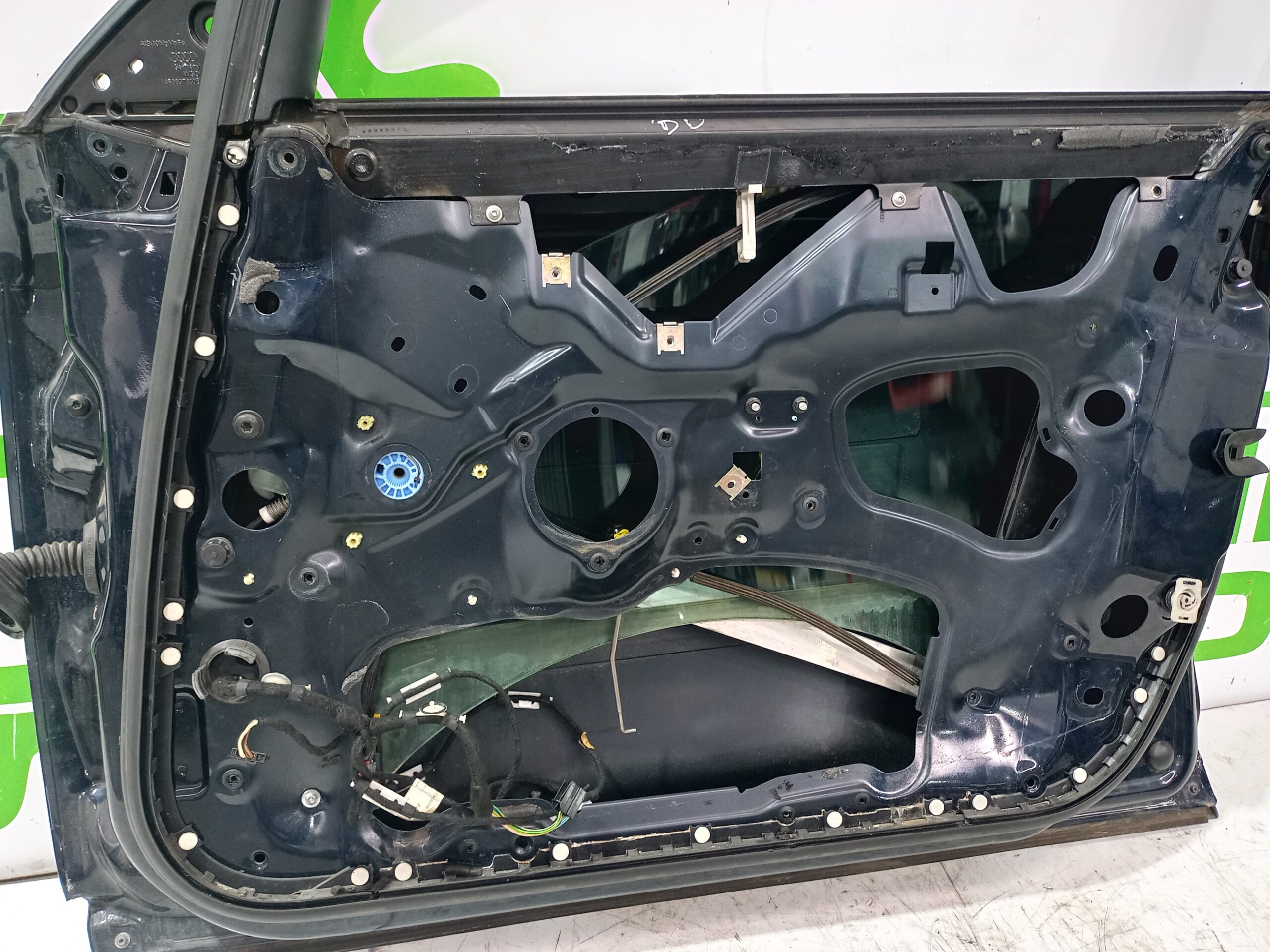 puerta_delantera_derecha_4f0831052d_audi_a6_berlina_4f2_2_4