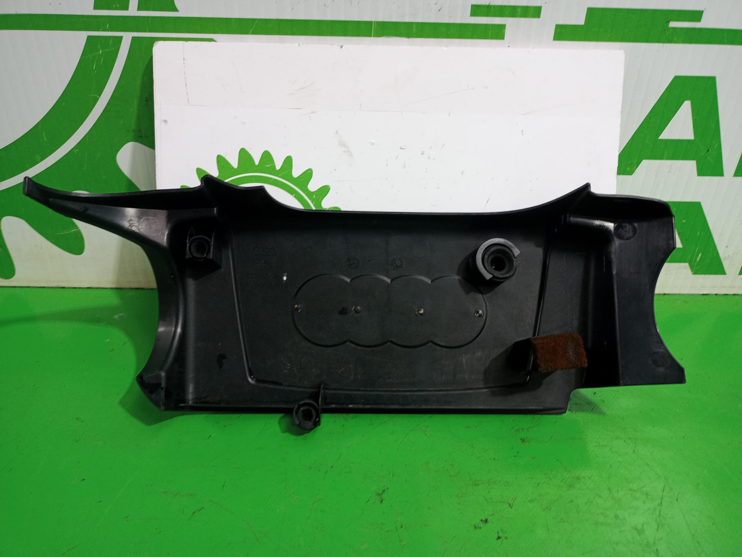 cubierta_motor_06e103926_audi_a6_berlina_4f2_2_4